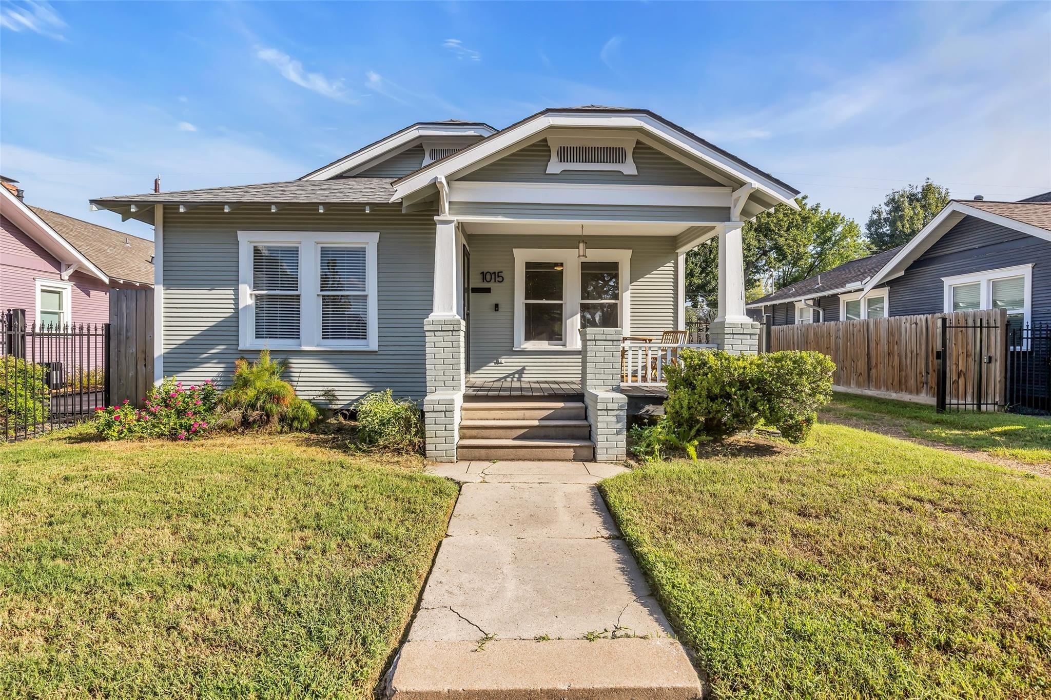 E 14th St, Houston, TX 77009