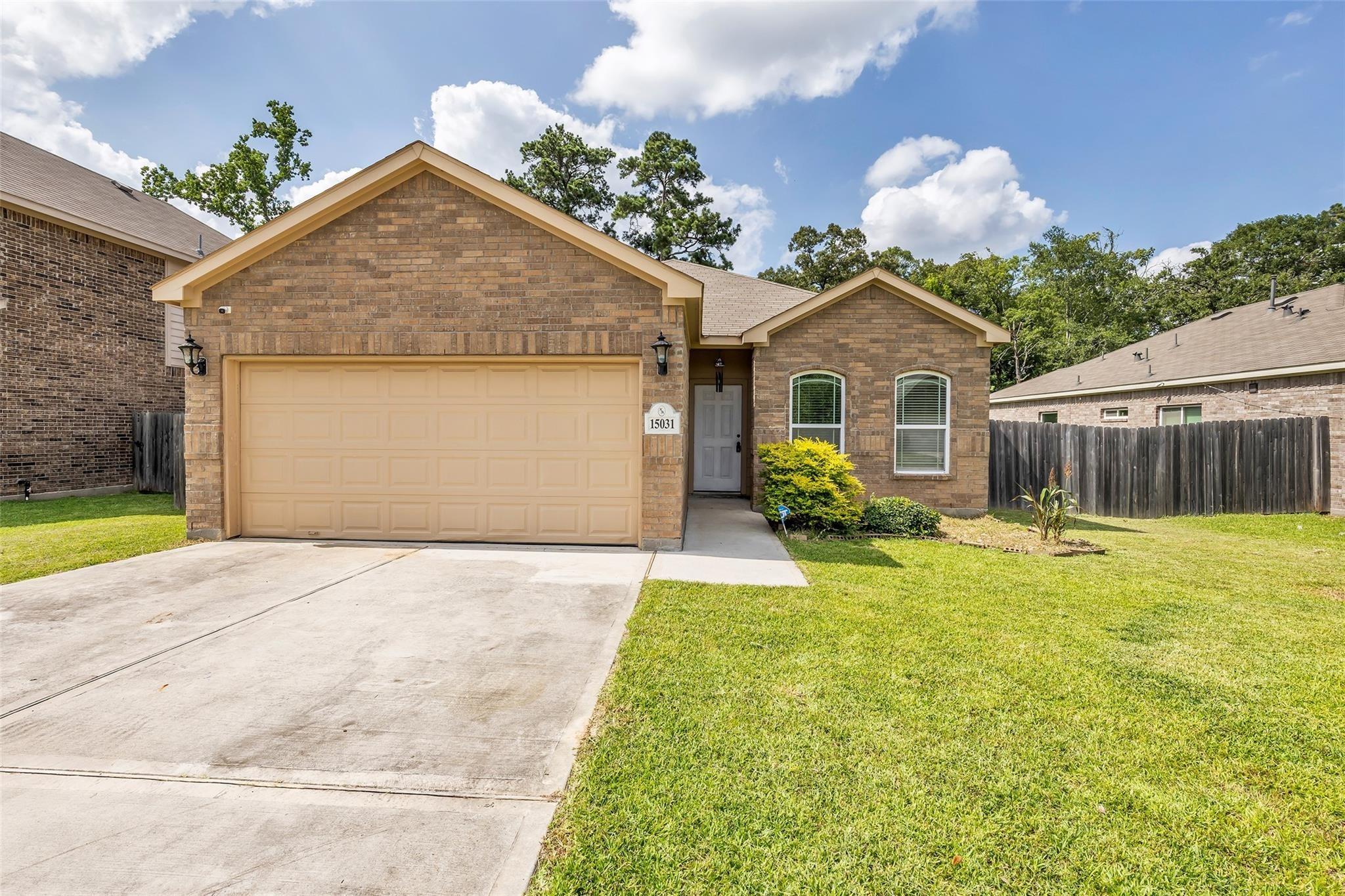 Meadow Gln N, Conroe, TX 77306