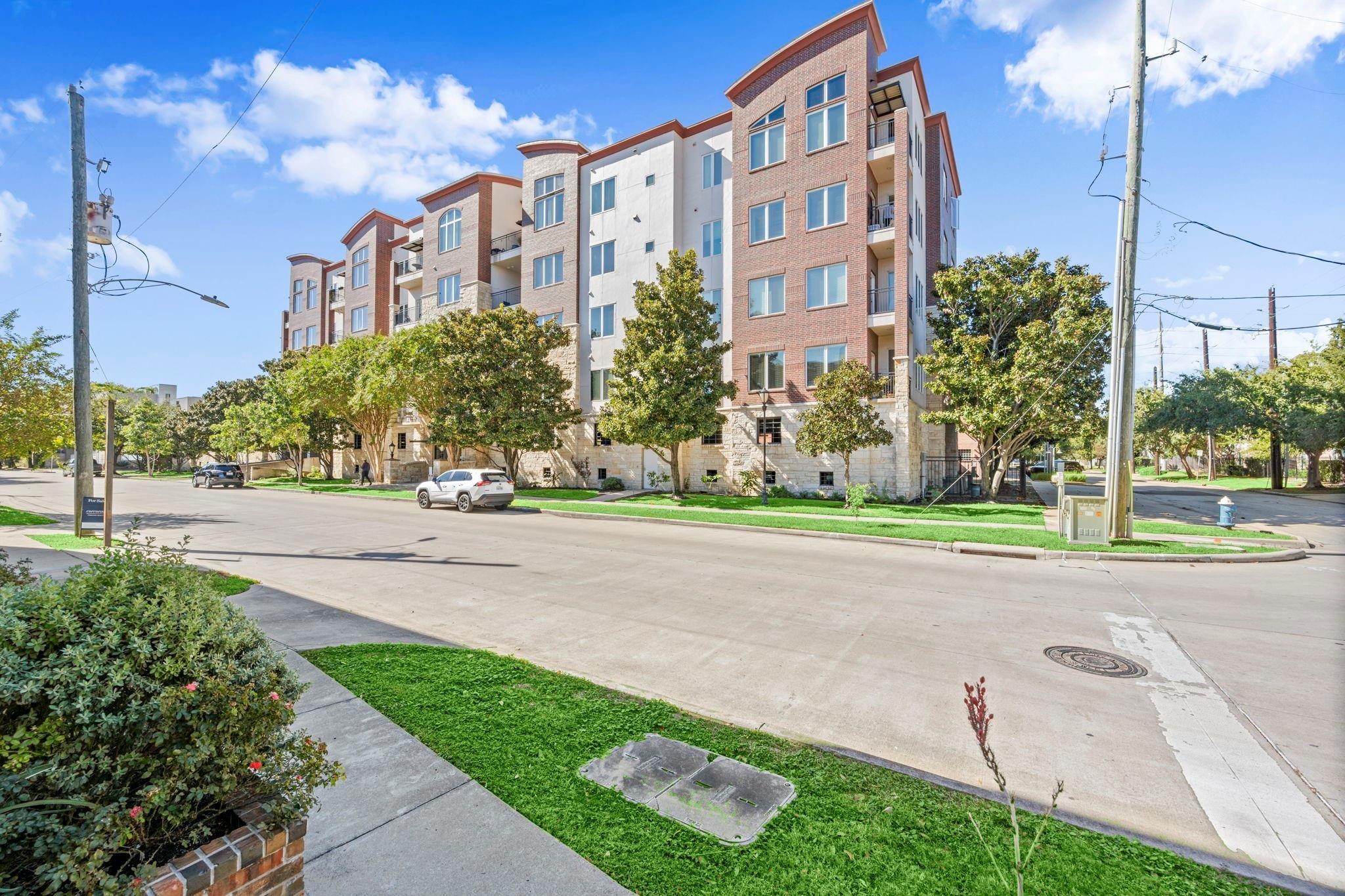 Genesee St, Houston, TX 77006