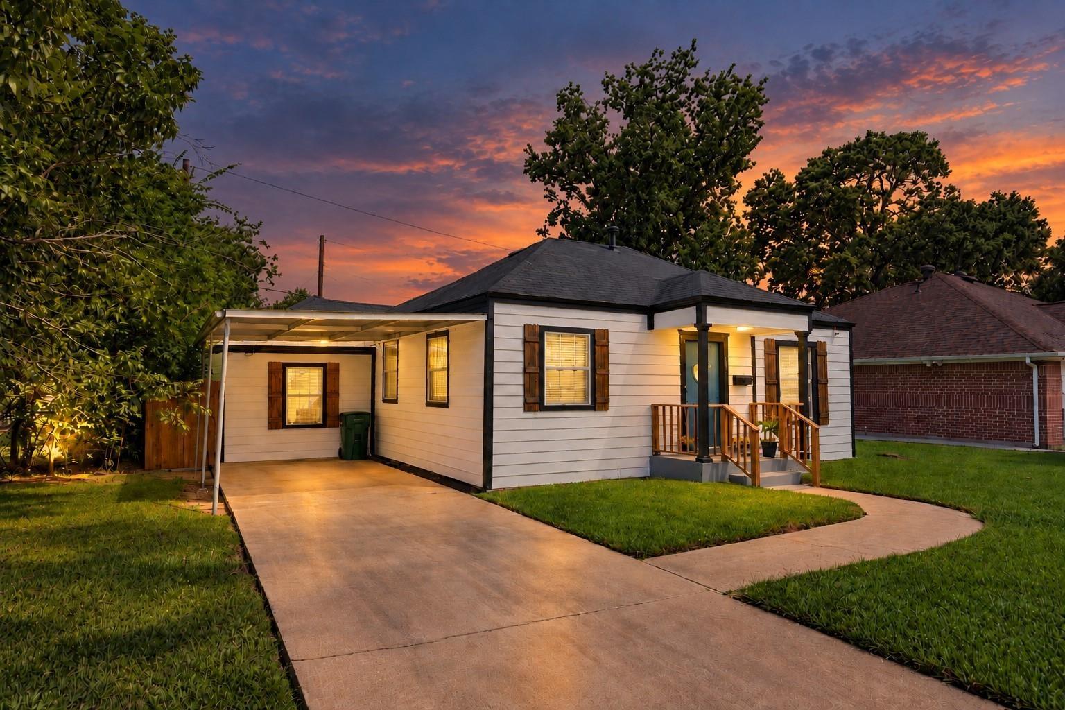Willow St, Pasadena, TX 77506