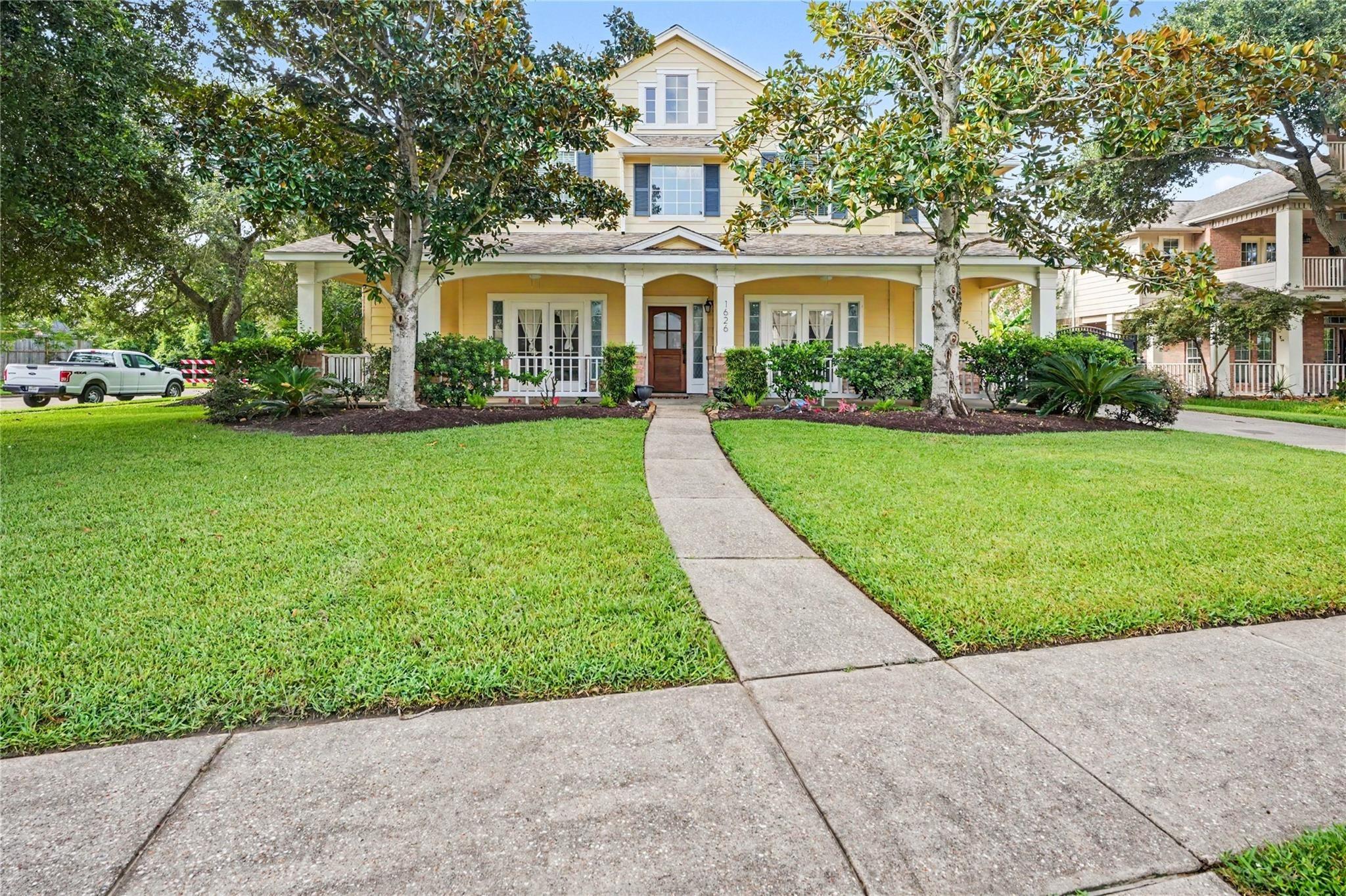 Old Orchard Ln, Seabrook, TX 77586