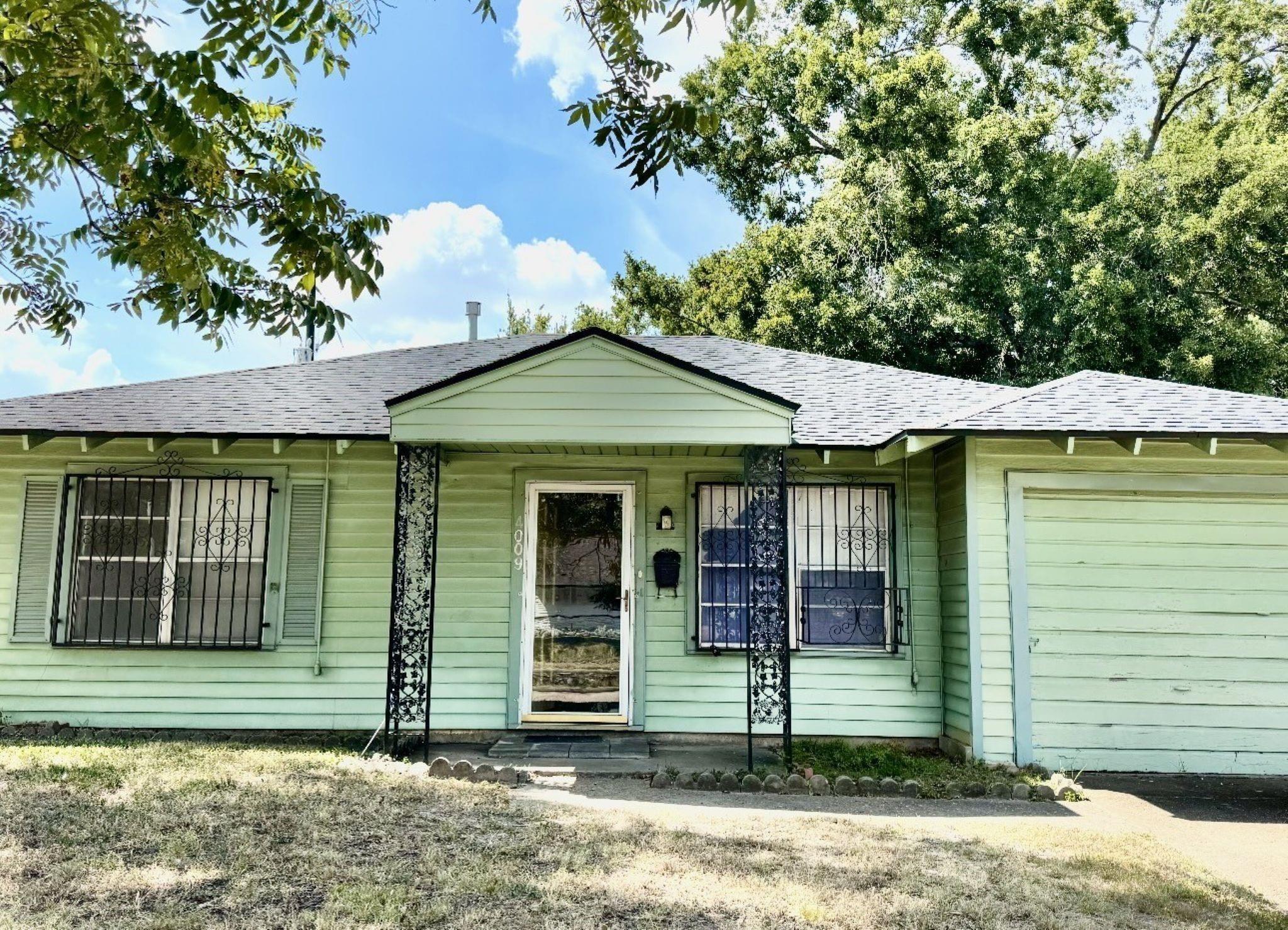 Ella Blvd, Houston, TX 77018
