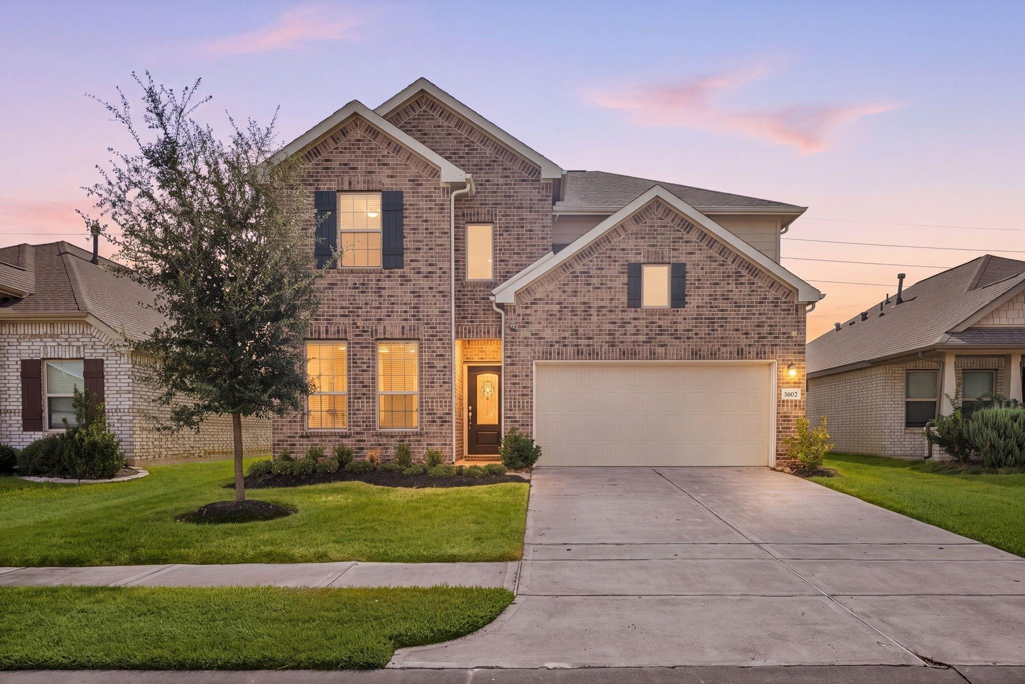 Downie Draw Ranch Trl, Katy, TX 77493