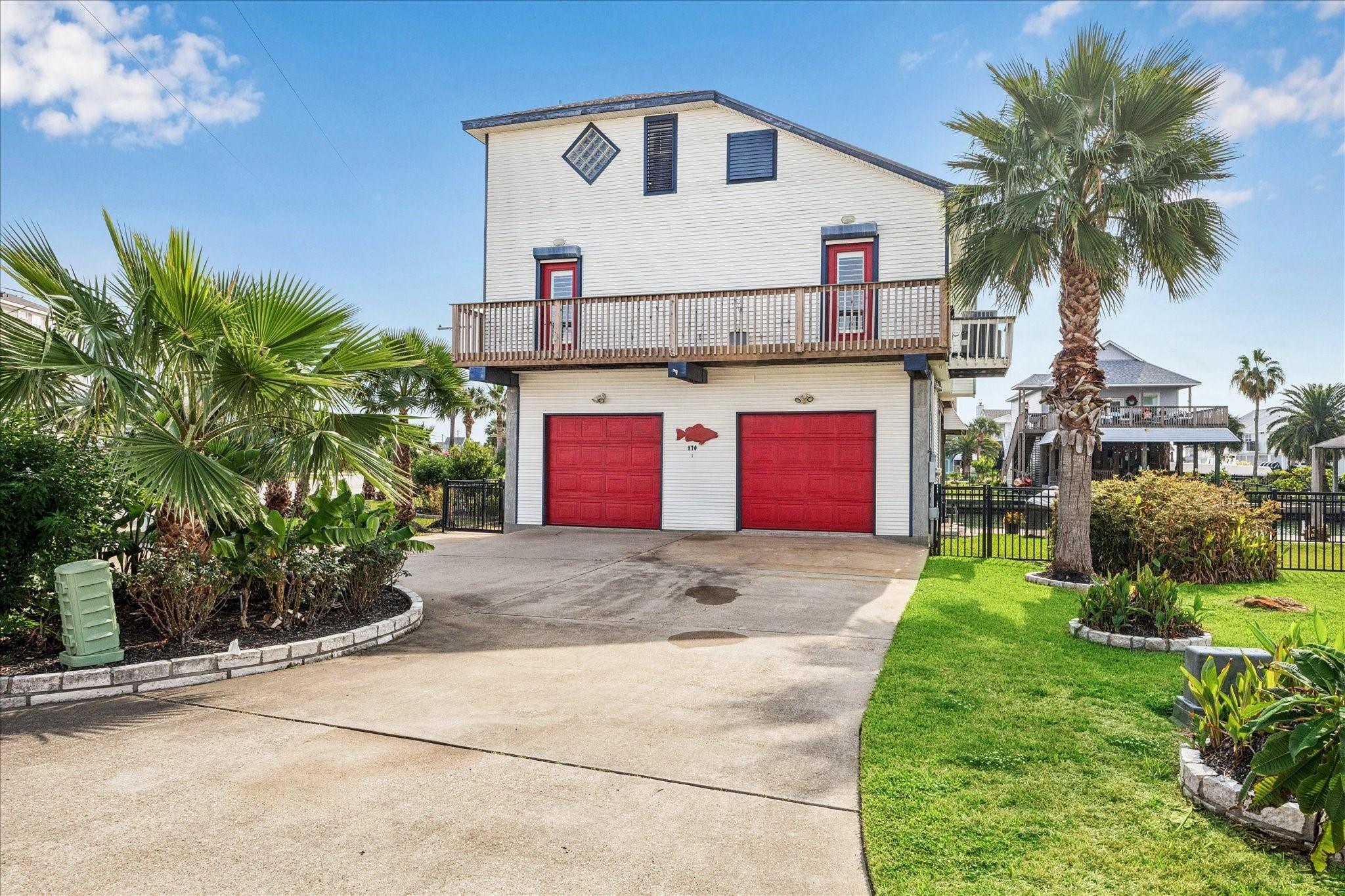 Isles End Rd, Galveston, TX 77554
