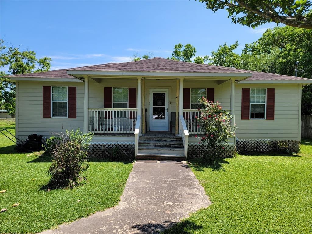 Robinson Rd, Freeport, TX 77541
