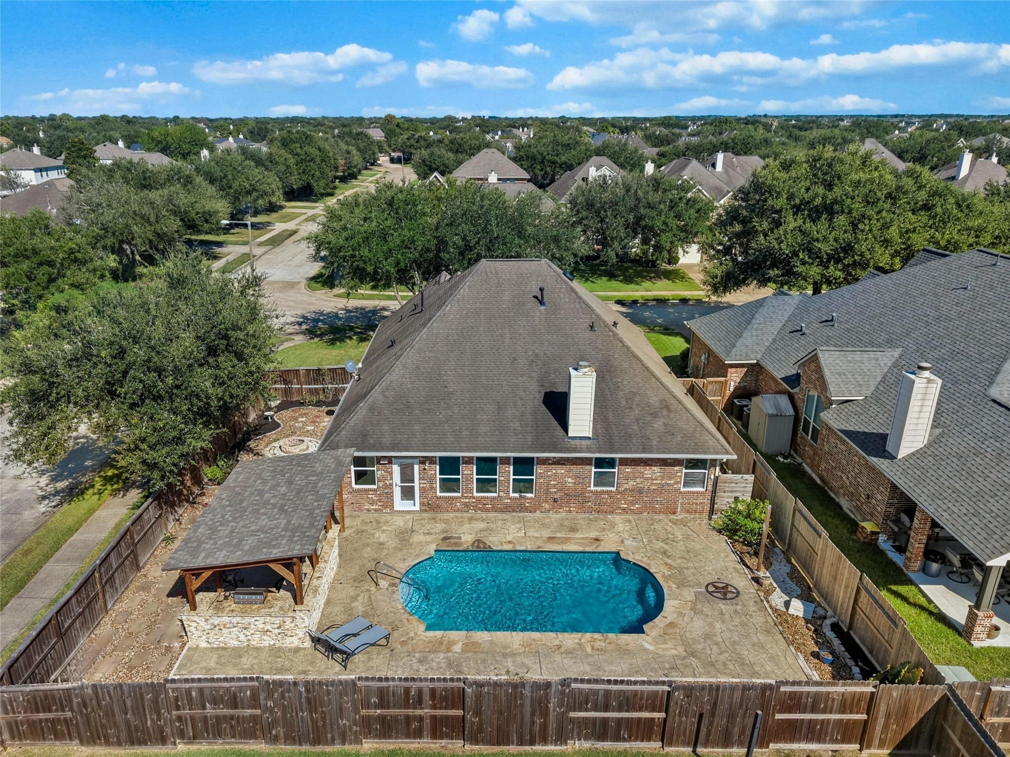 Lilyglen Ct, League City, TX 77573