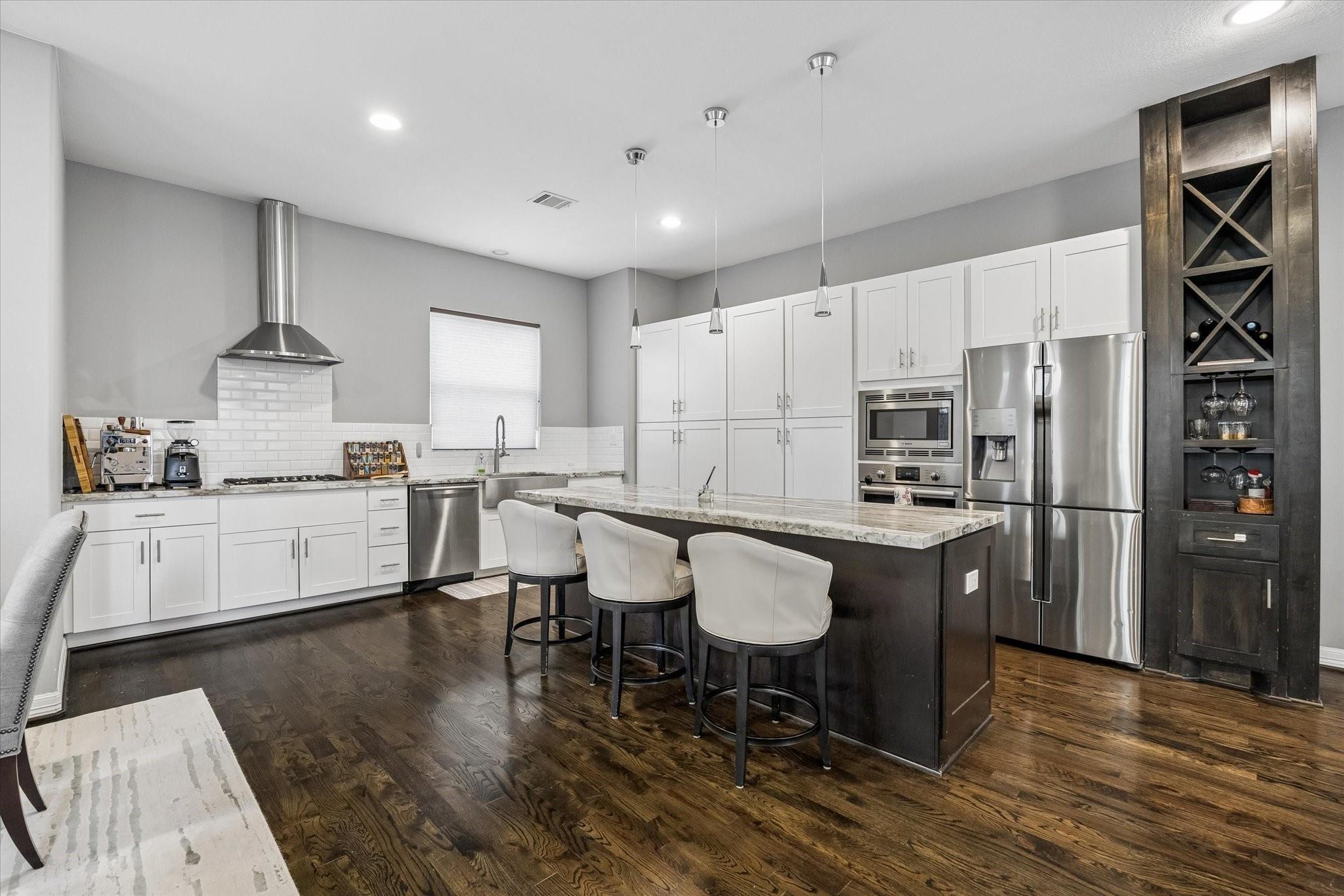Crockett St, Houston, TX 77007