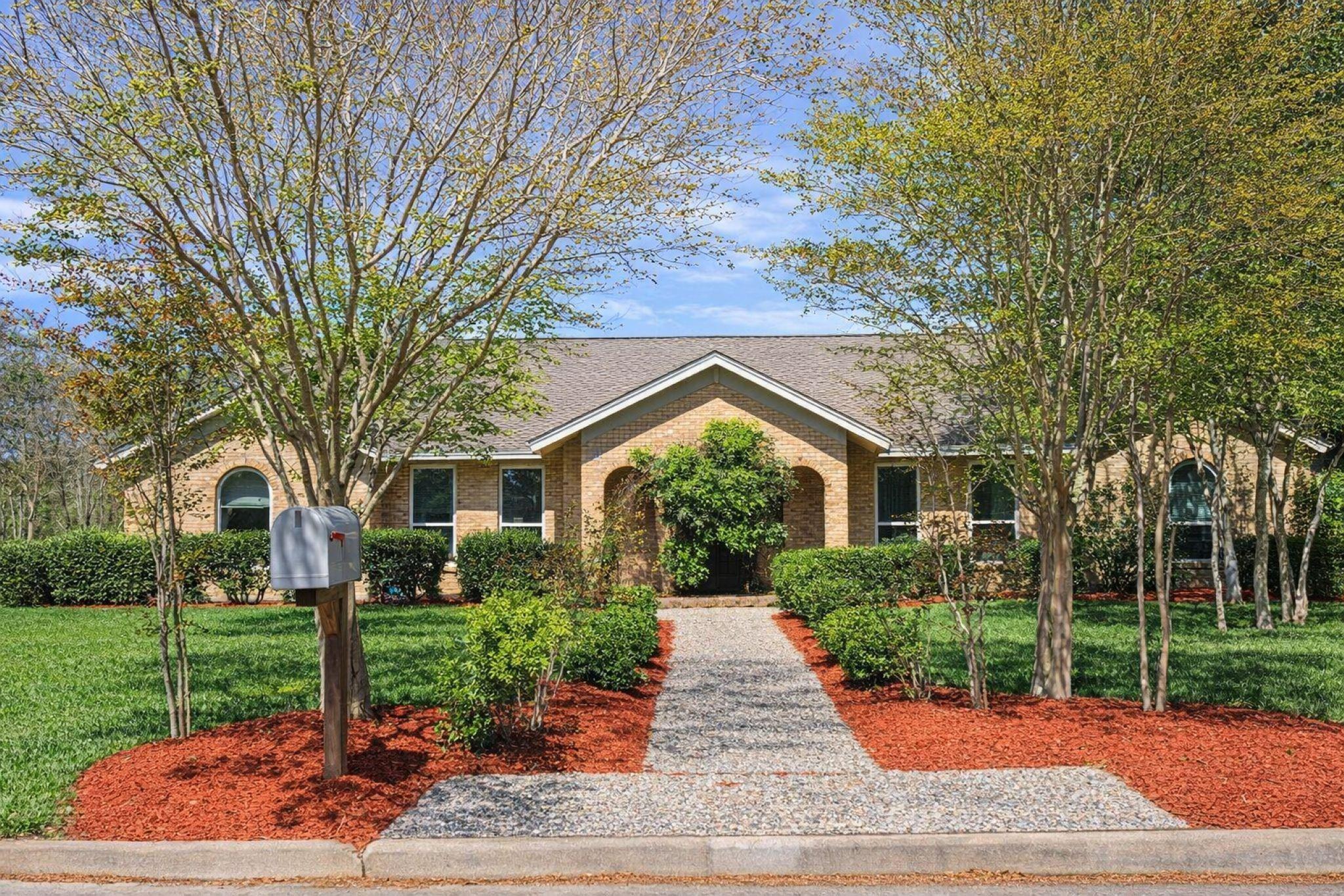 Aggie Ln, League City, TX 77573