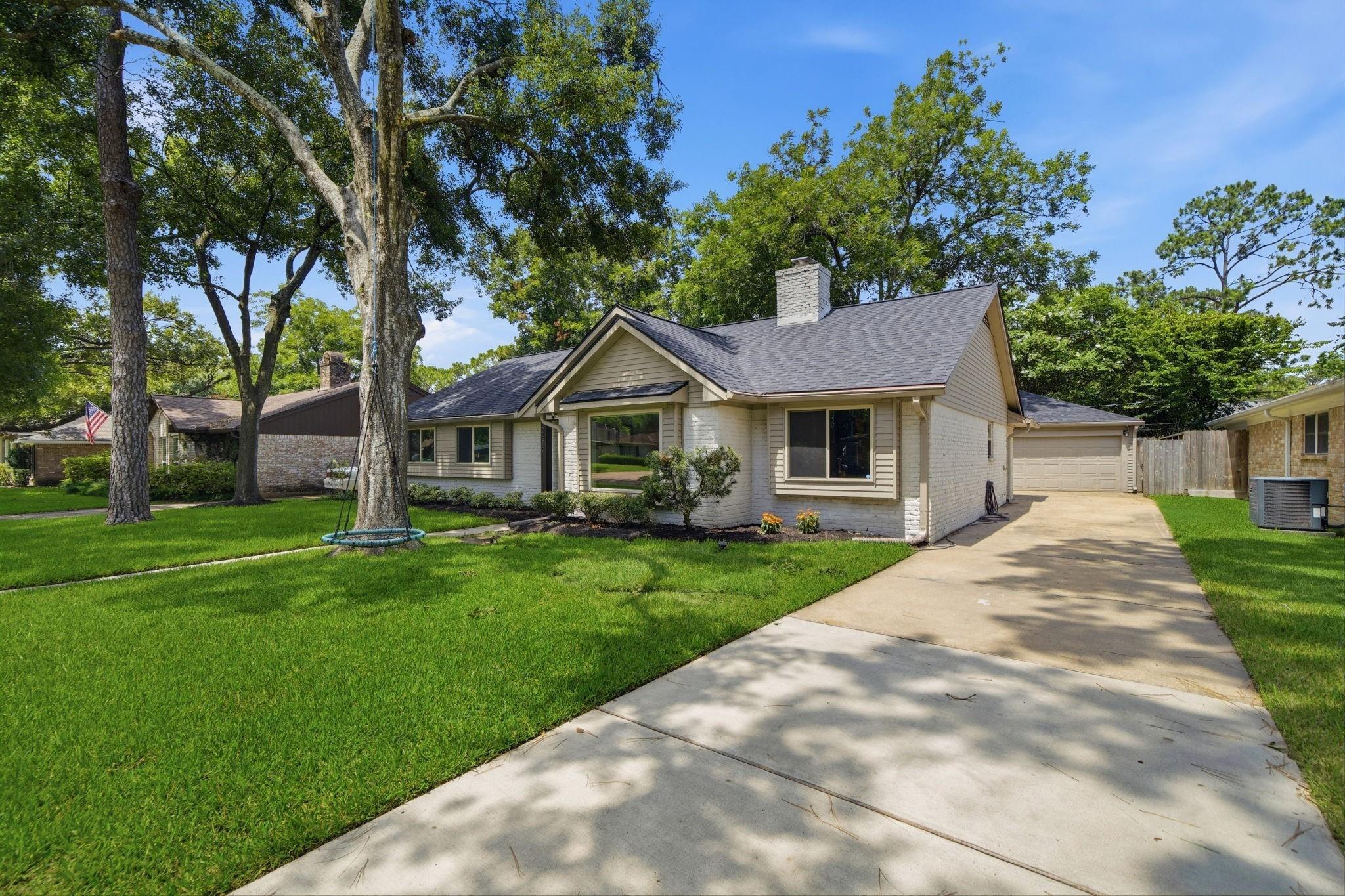 Parana Dr, Houston, TX 77080