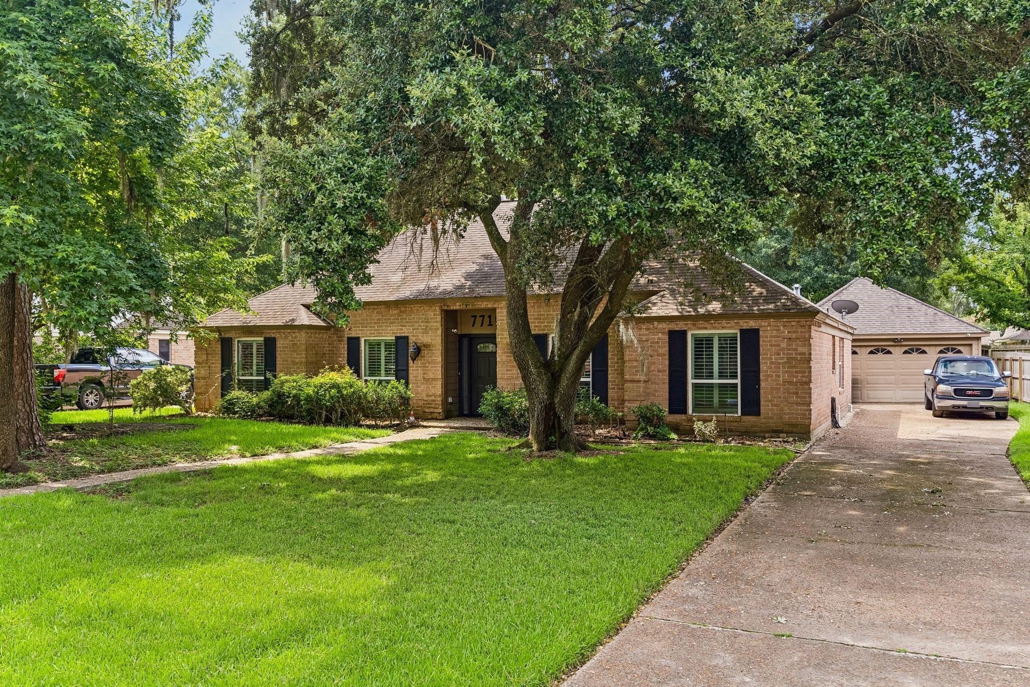 Bideford Ln, Houston, TX 77070