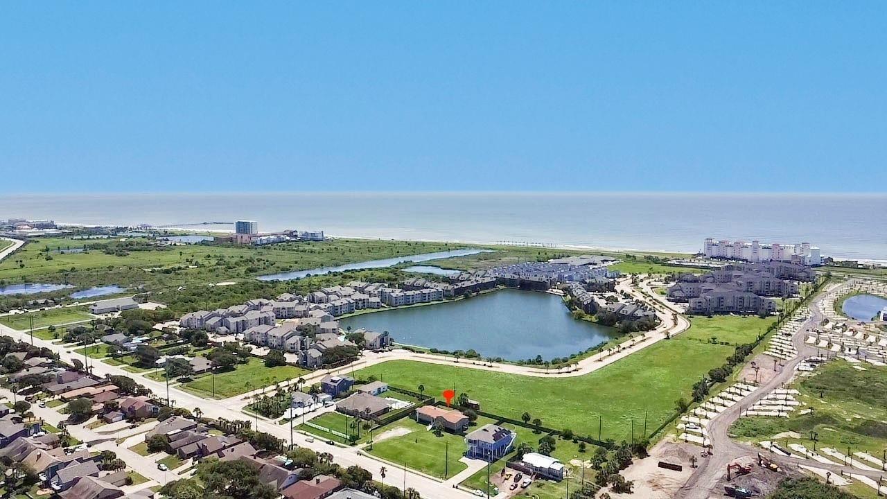 Stewart Rd, Galveston, TX 77554