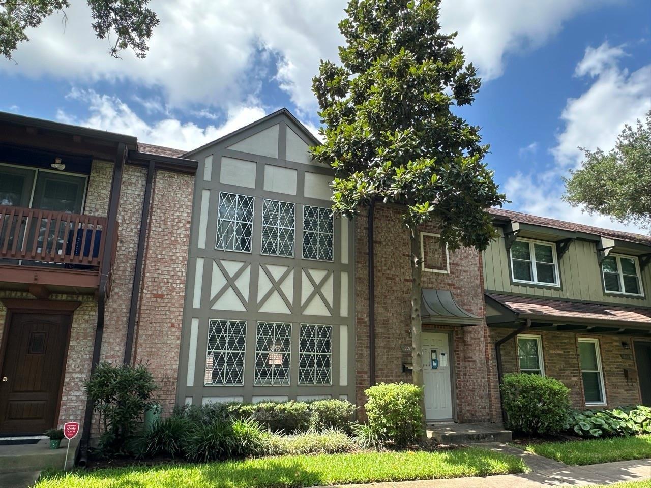 Triway Ln, Houston, TX 77043