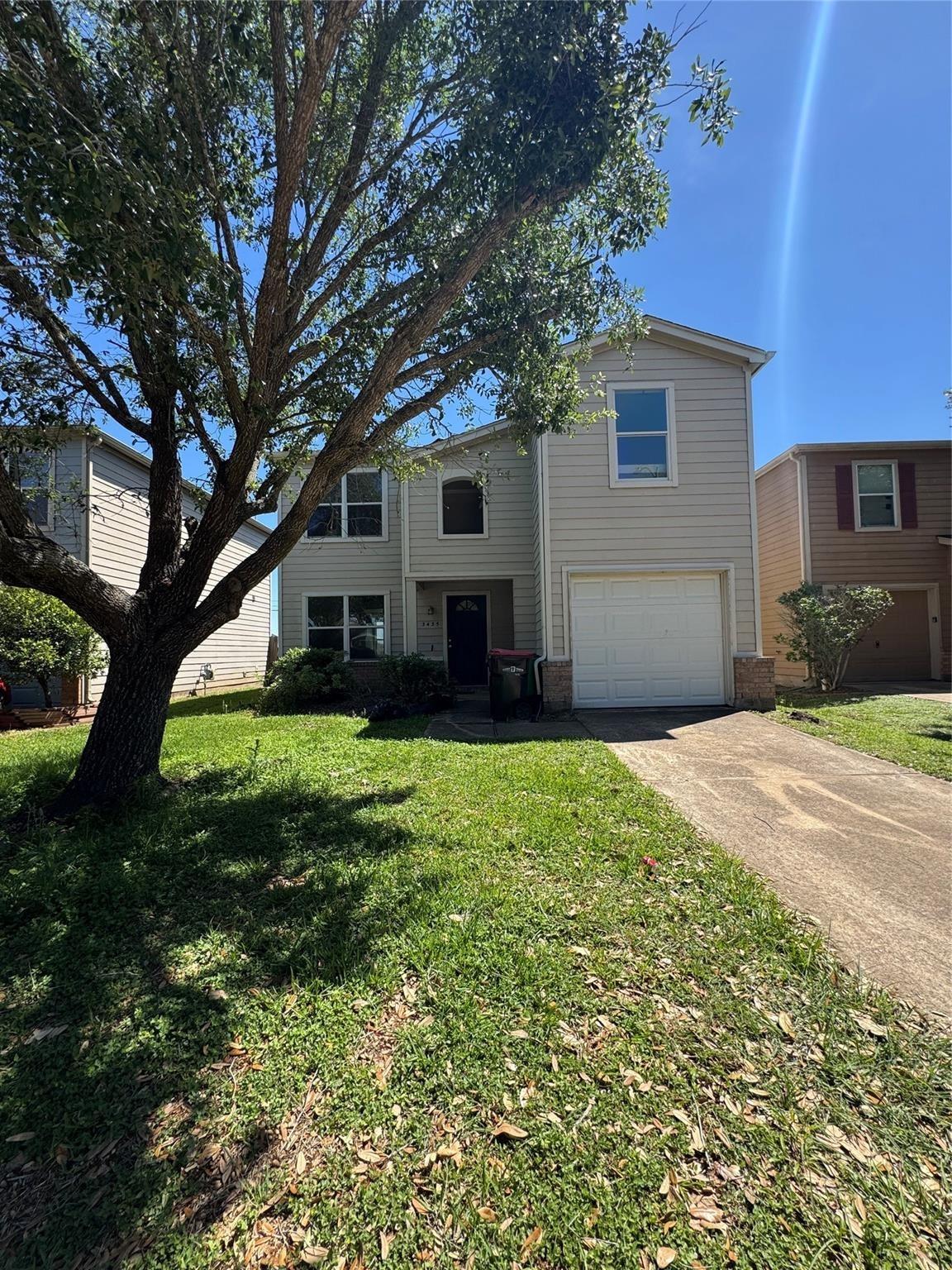 Becker Glen St, Fresno, TX 77545