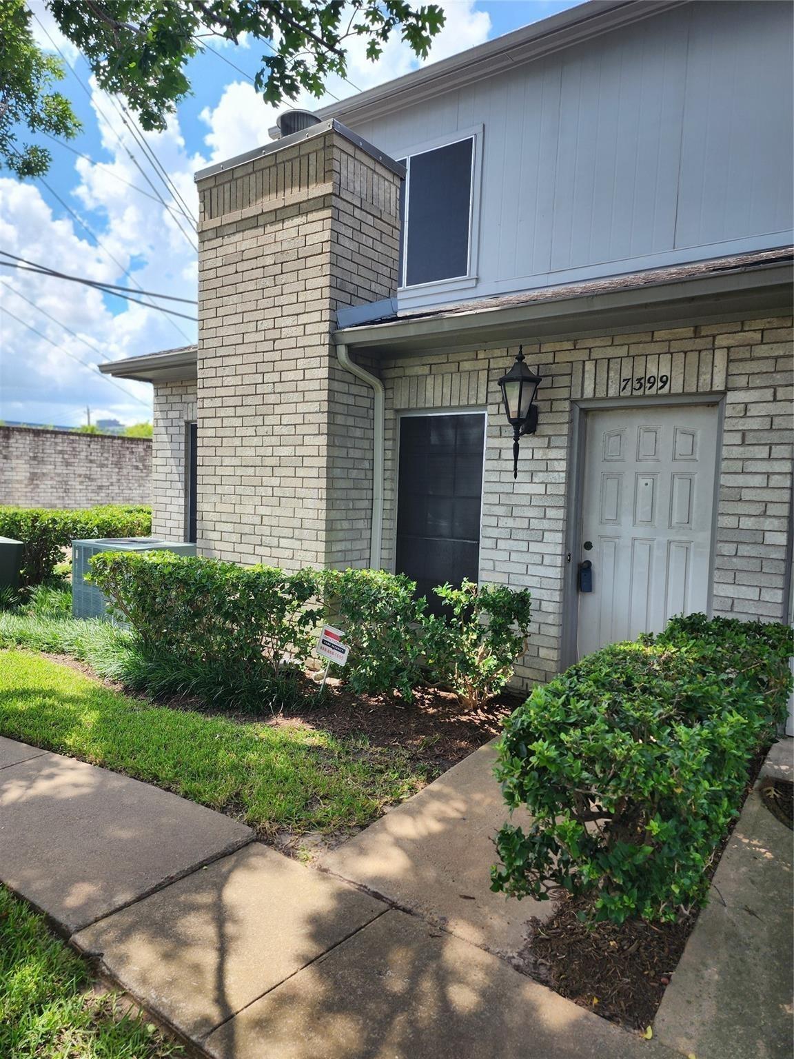 Regency Square Ct, Houston, TX 77036