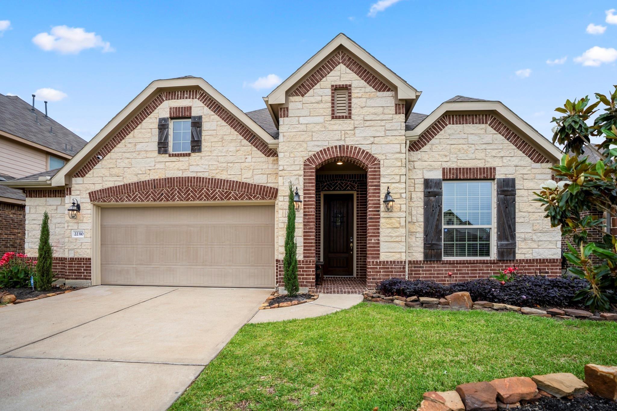 Taren Ct, Tomball, TX 77375