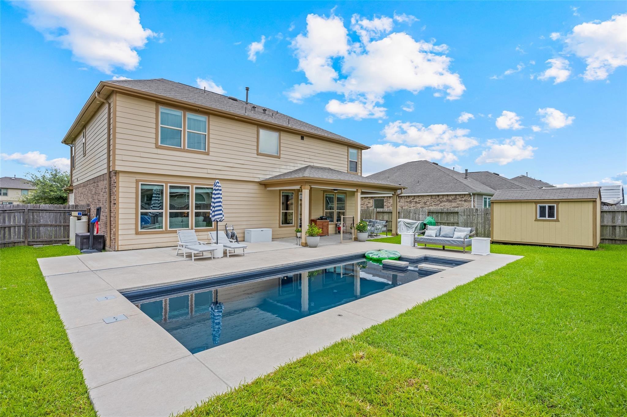 Belmore Ln, Pearland, TX 77584