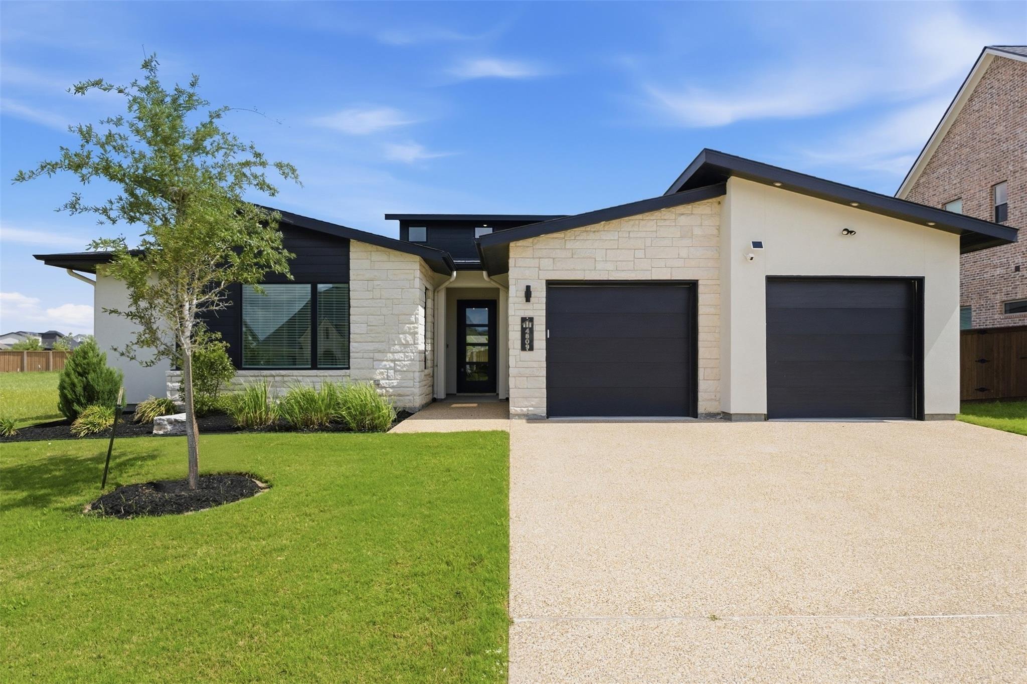 White Ash Ct, College Station, TX 77845