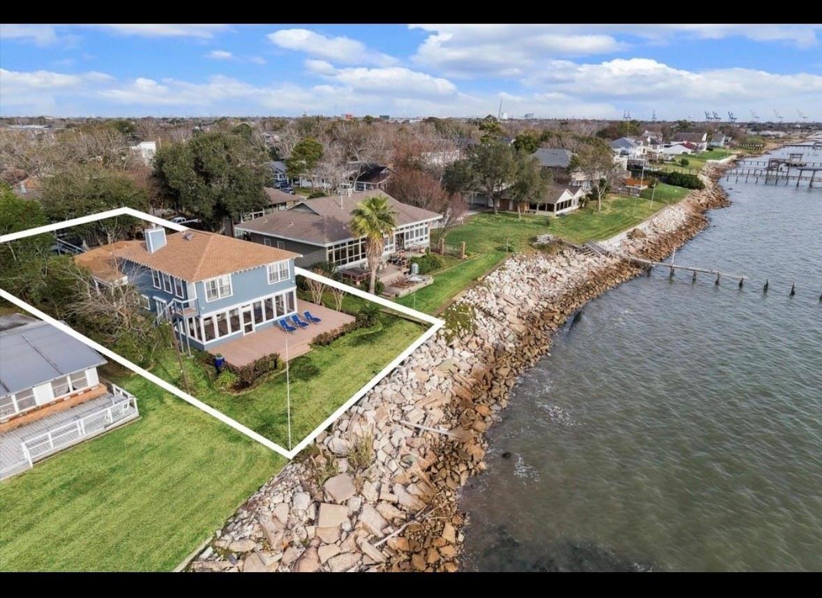 Garfield St, La Porte, TX 77571