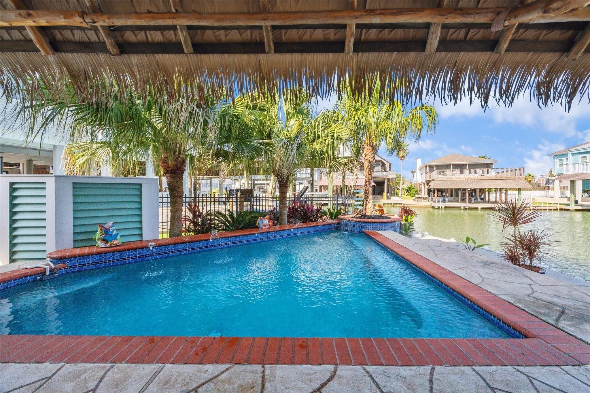 Bamaku Bnd, Galveston, TX 77554