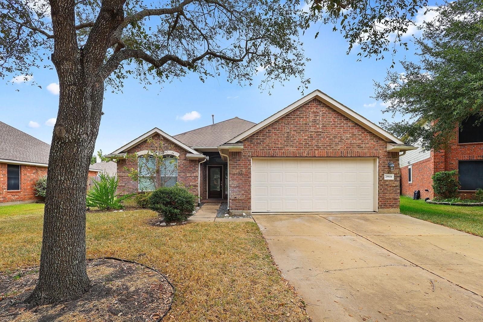 N Lakefair Dr, Richmond, TX 77406