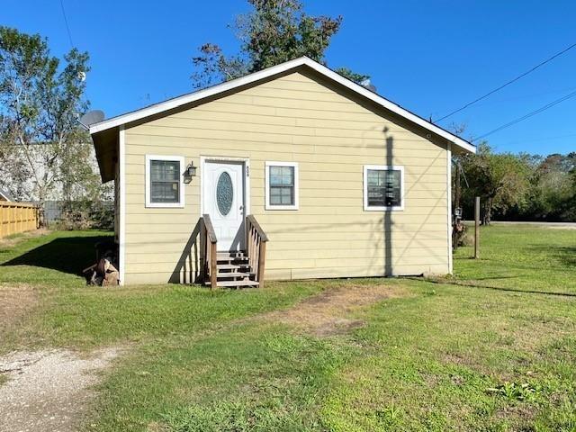 N Locust St, Fresno, TX 77545