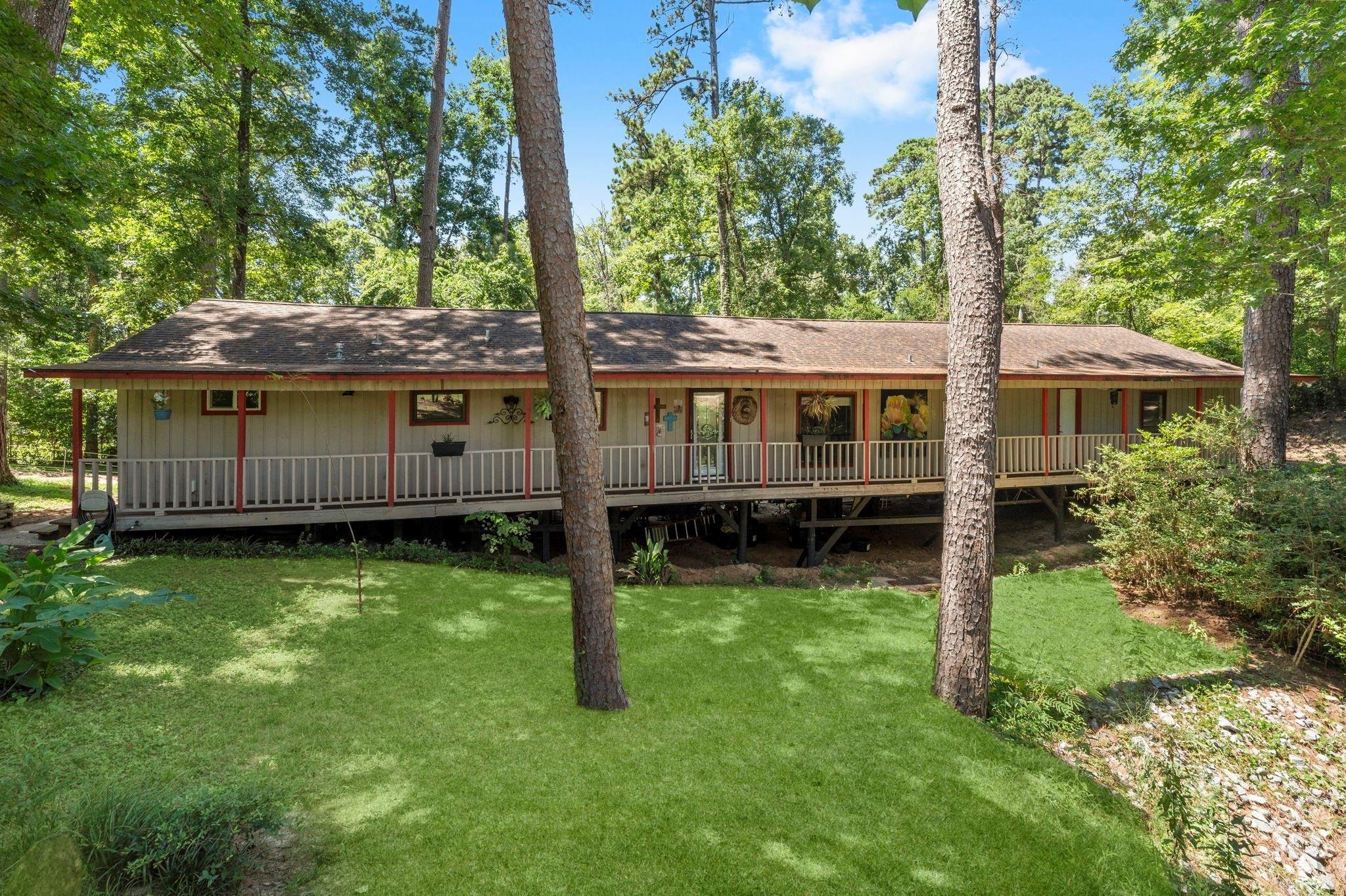 Hillendale Dr, Livingston, TX 77351