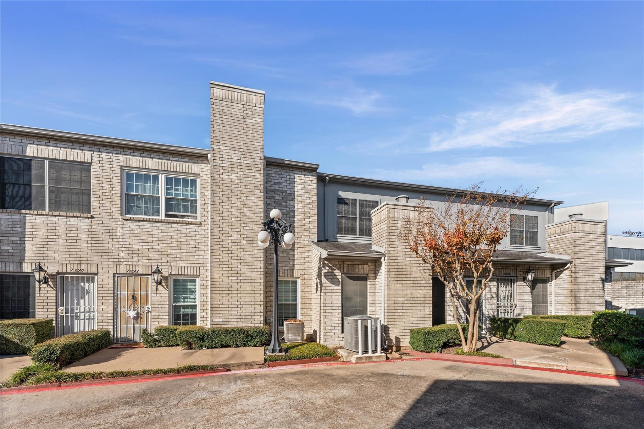 Regency Square Ct, Houston, TX 77036