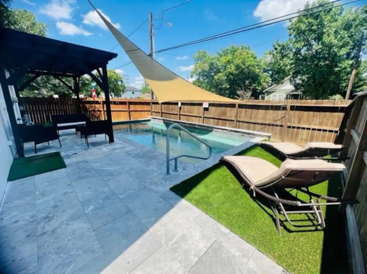 Tarley St, Houston, TX 77009