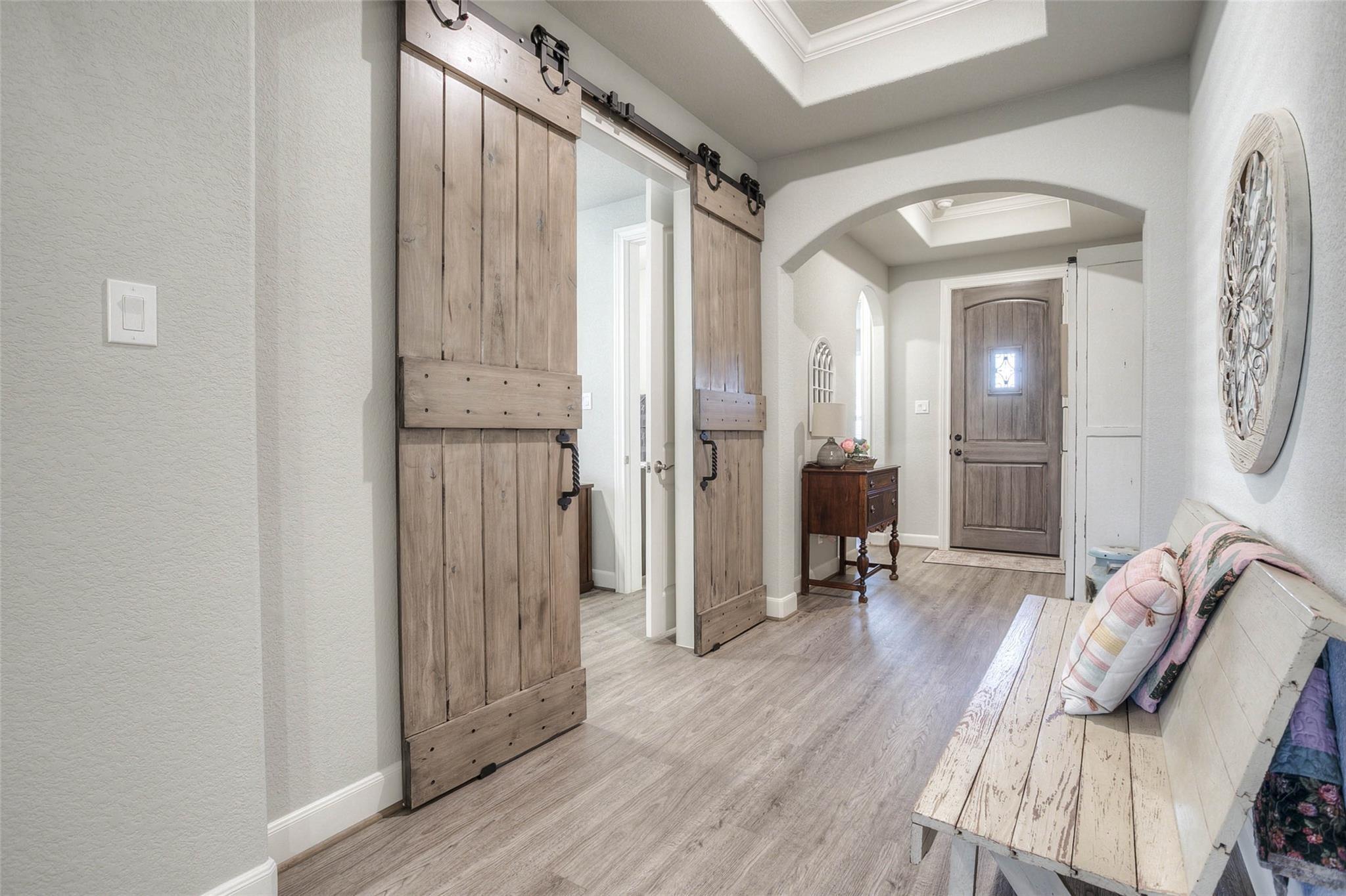 Lakeside Villas Ct, Conroe, TX 77304