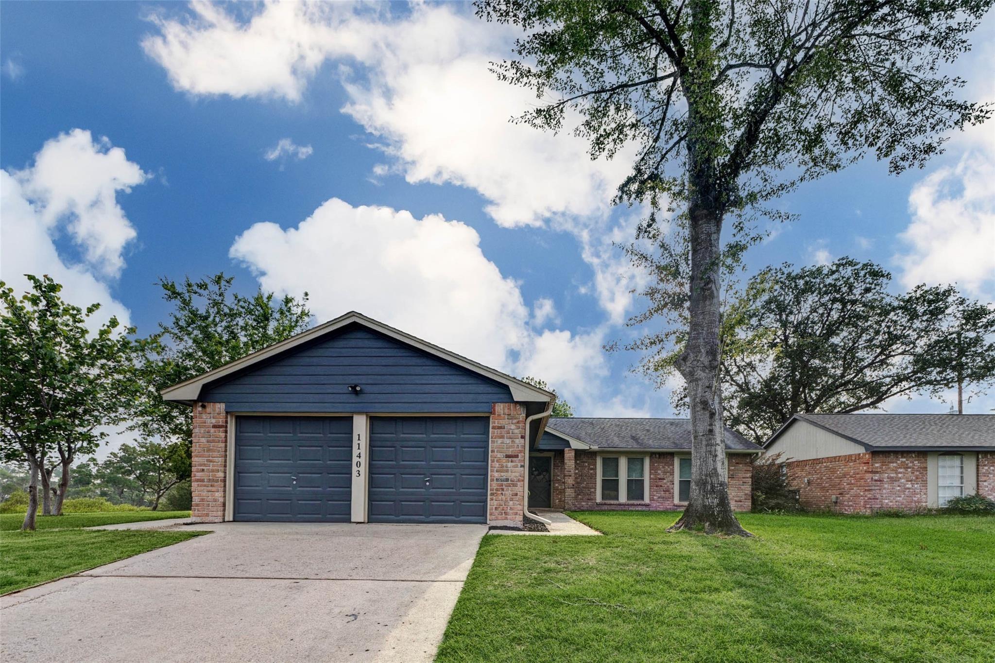 Bonaparte Dr, Cypress, TX 77429
