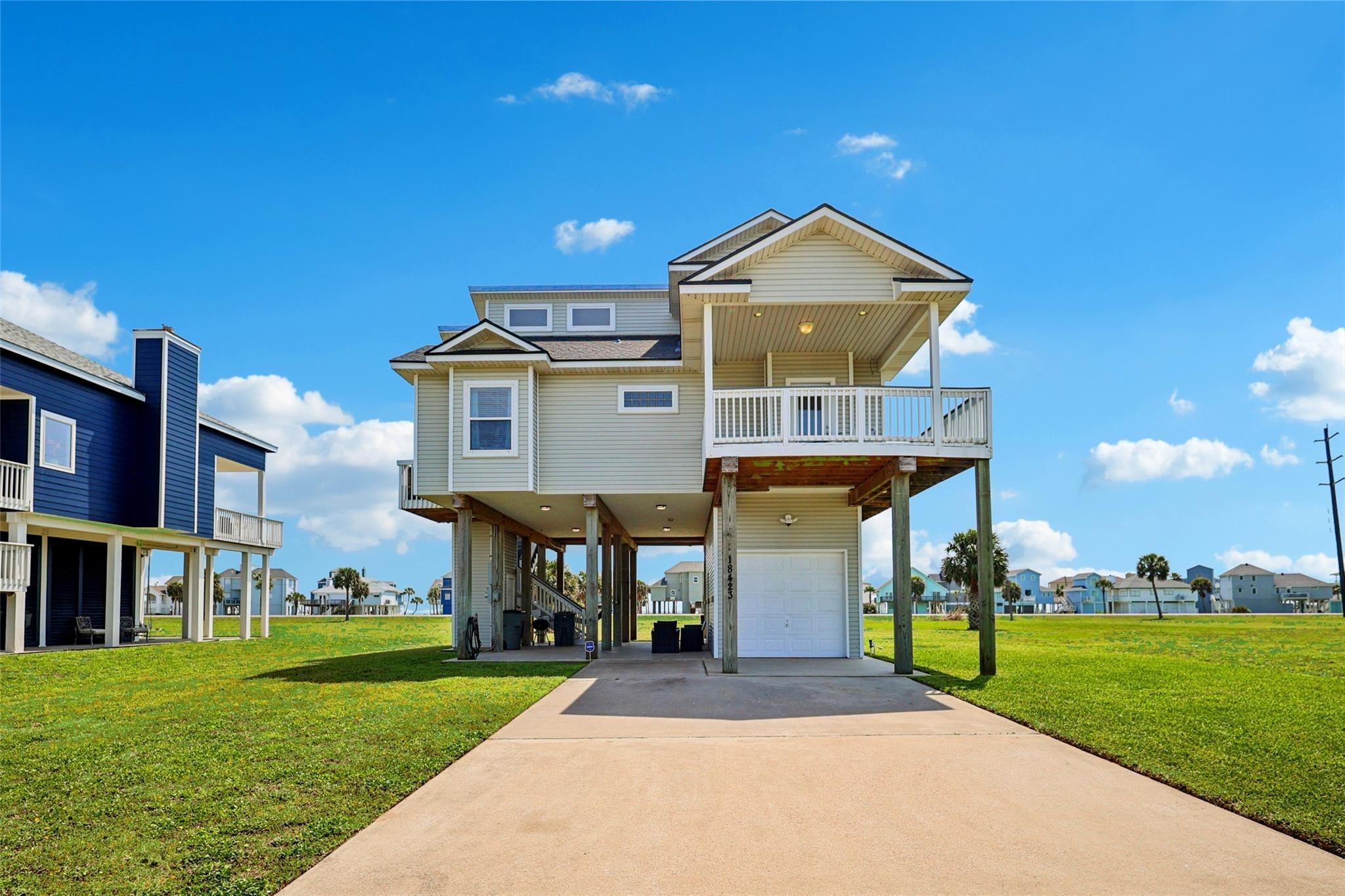 Shaman Dr, Galveston, TX 77554