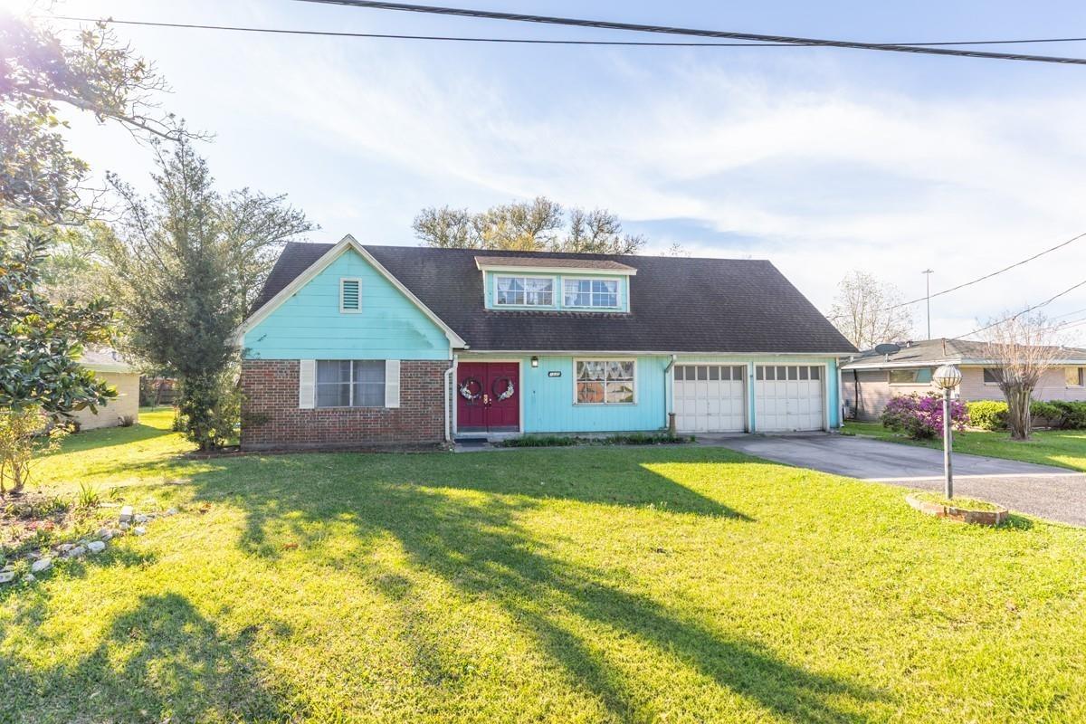 Palermo Dr, Beaumont, TX 77705