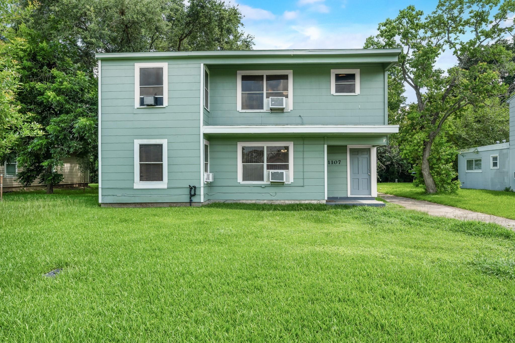 3rd Ave N, Texas City, TX 77590