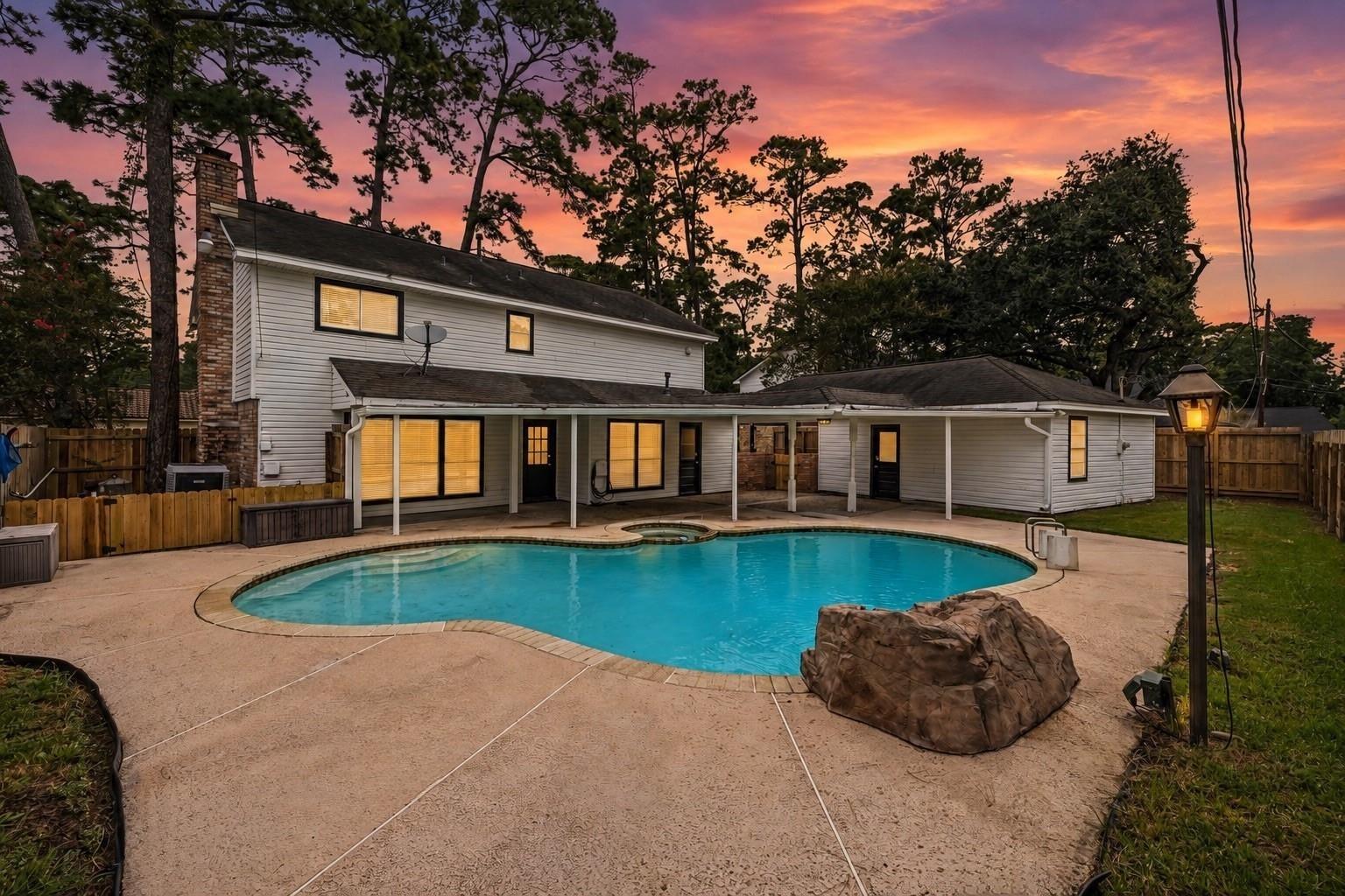 Winter Ln, Baytown, TX 77521