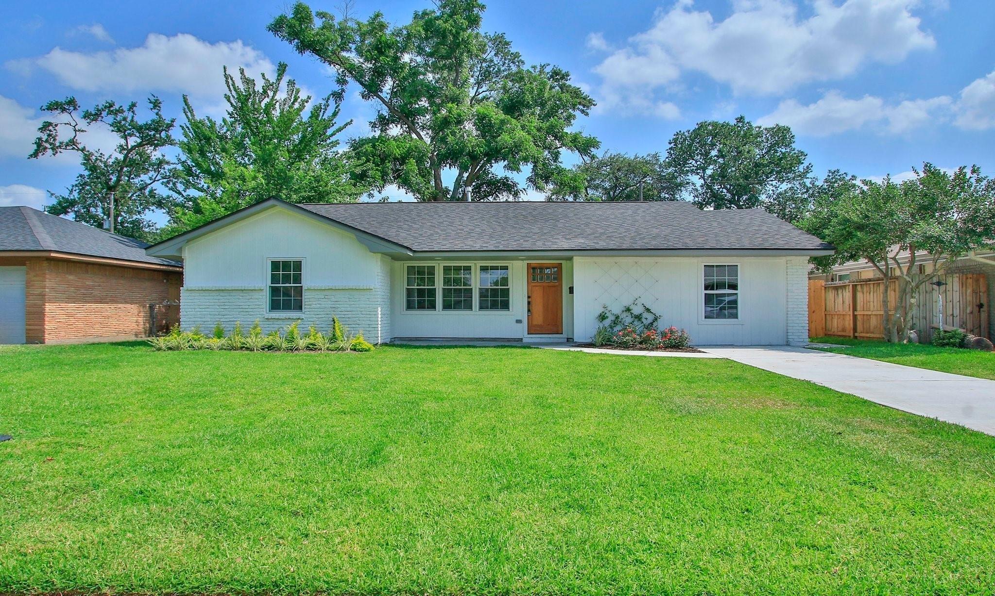 De Lange Ln, Houston, TX 77092