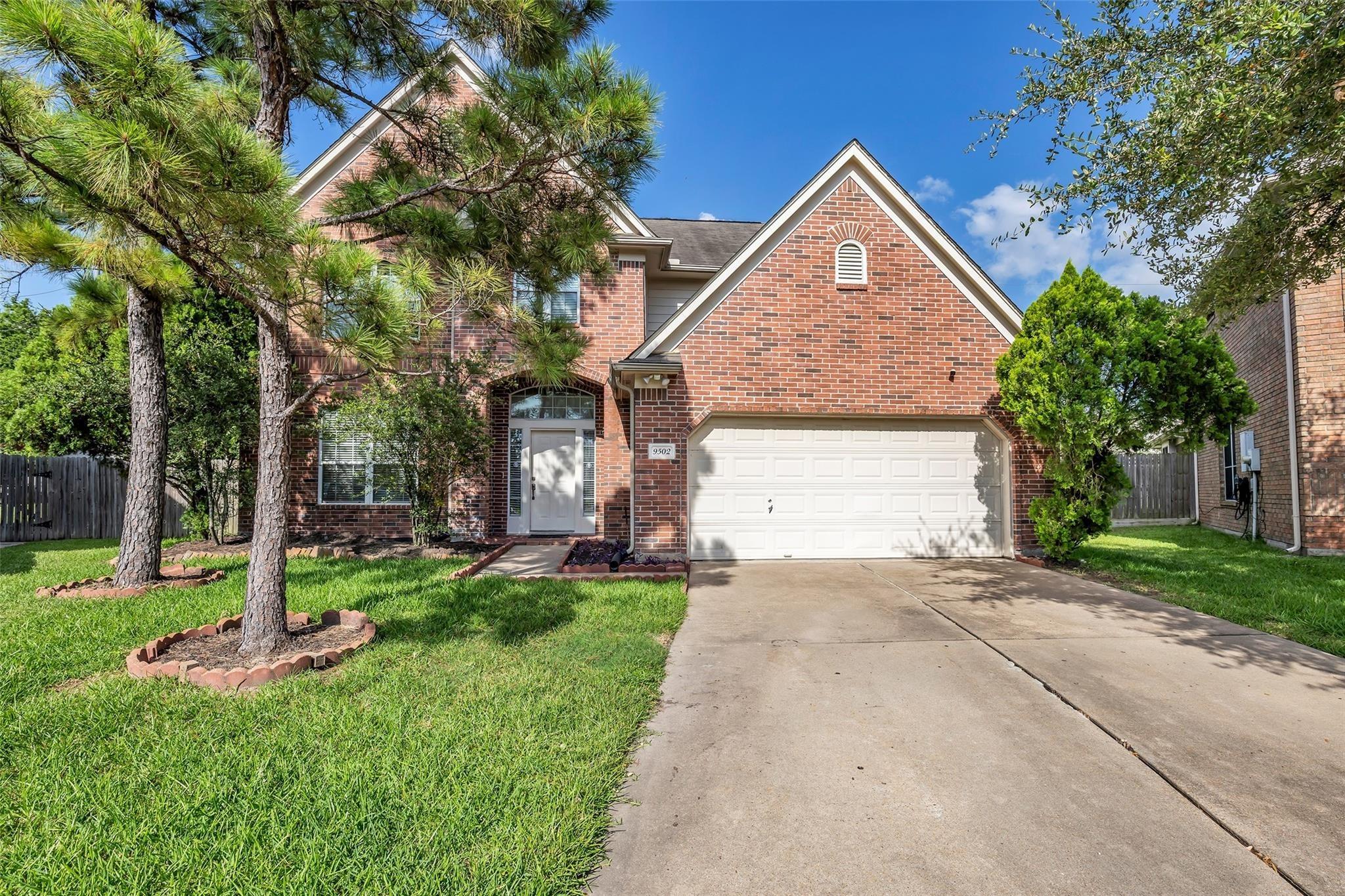Bending Willow Ln, Houston, TX 77064