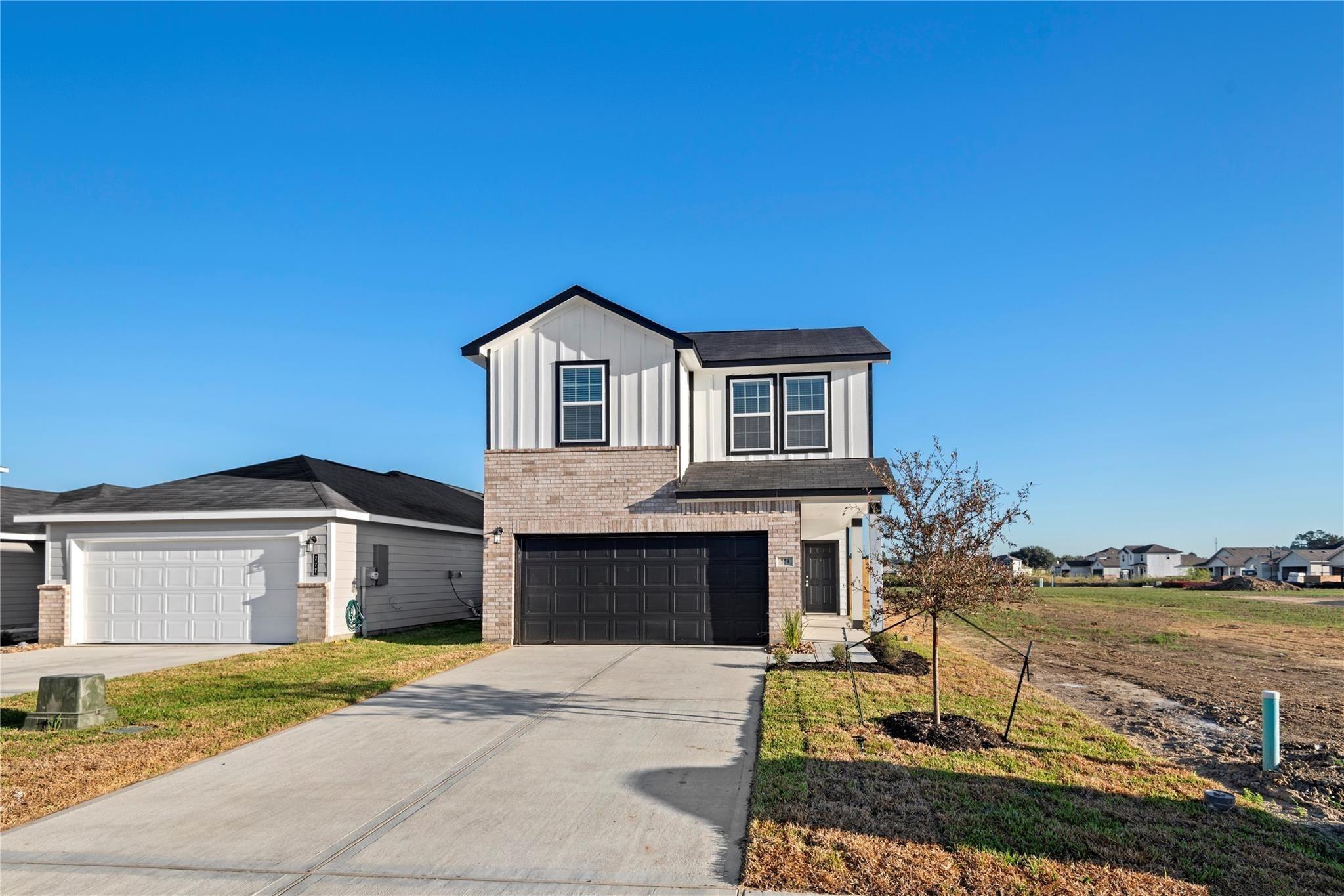 Stoney Point Ln, Dayton, TX 77535