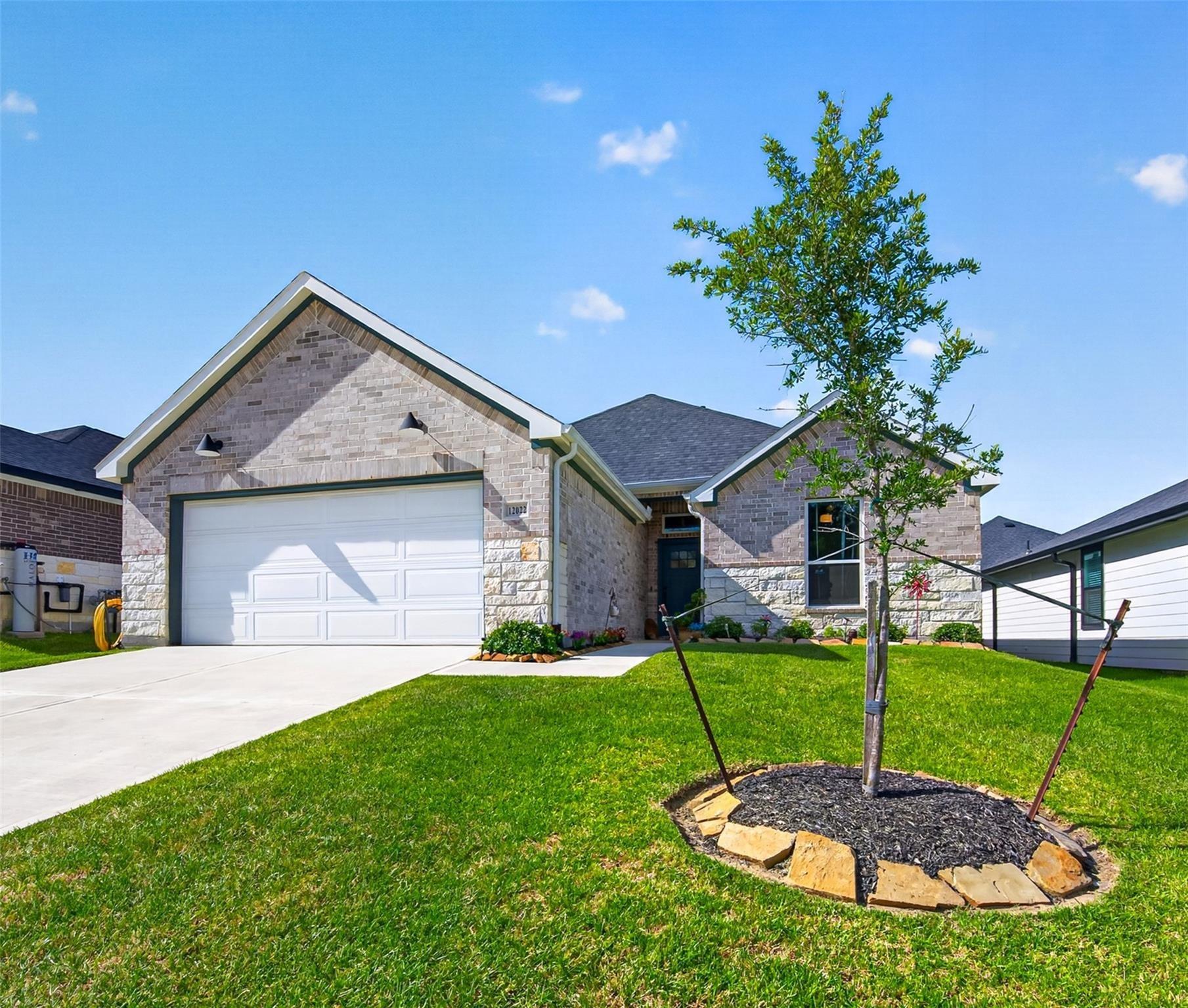Noble Heart Dr, Willis, TX 77318