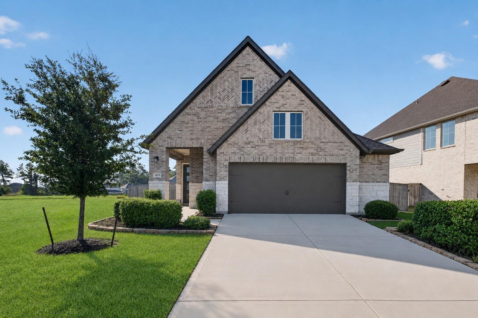 Carleton Lake Ln, Tomball, TX 77375