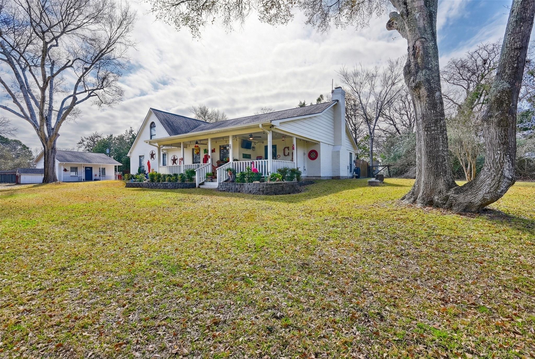 Hickory Creek Rd, Bellville, TX 77418