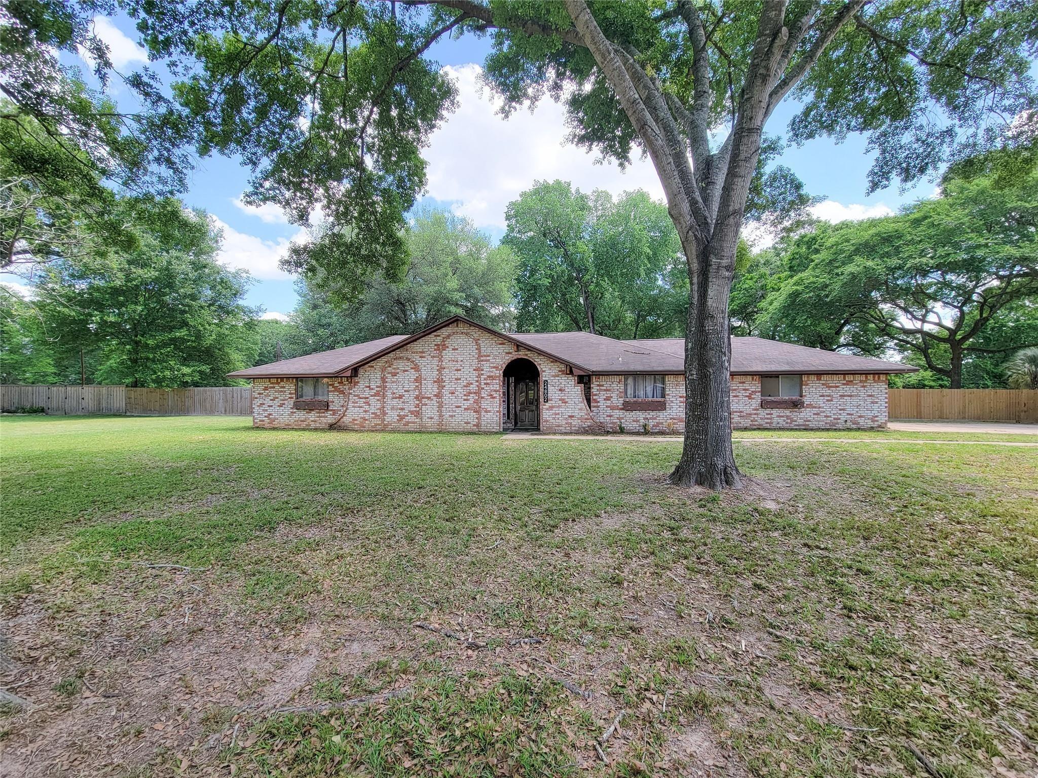 Lori Ln, Magnolia, TX 77355