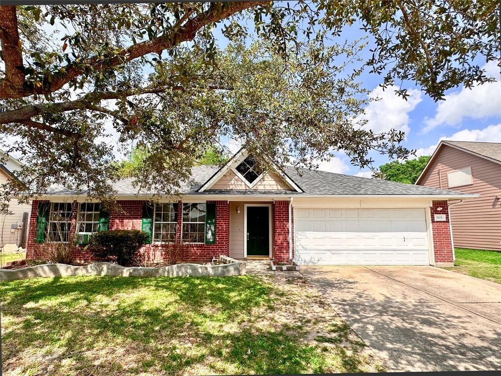 Summit Lodge Dr, Katy, TX 77449