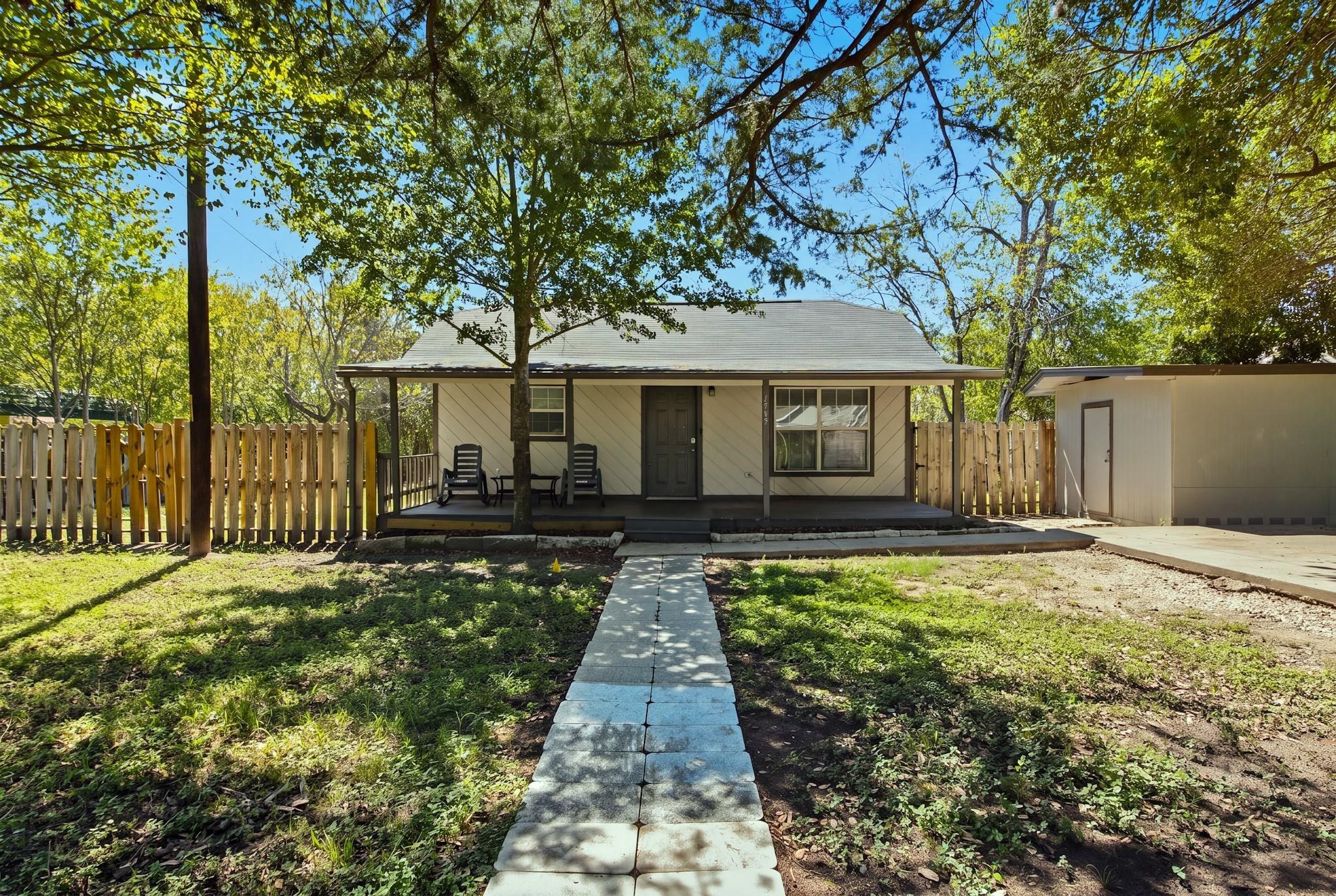 Boone St, Bryan, TX 77803