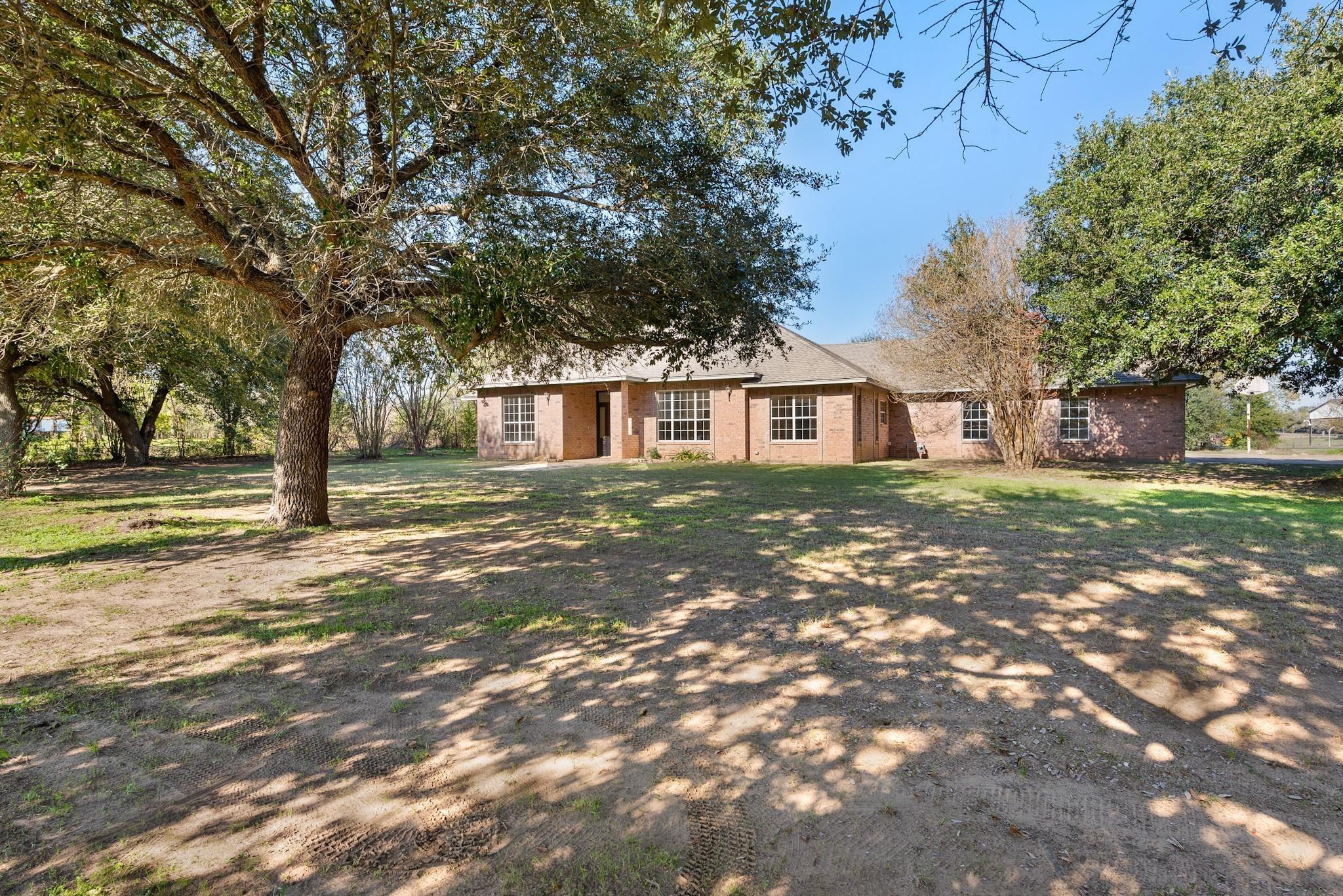 W Morgan St, Franklin, TX 77856