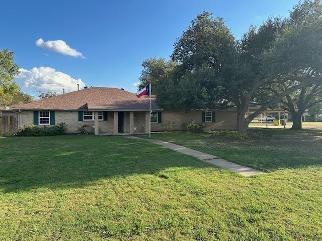 E Kezee St, Calvert, TX 77837
