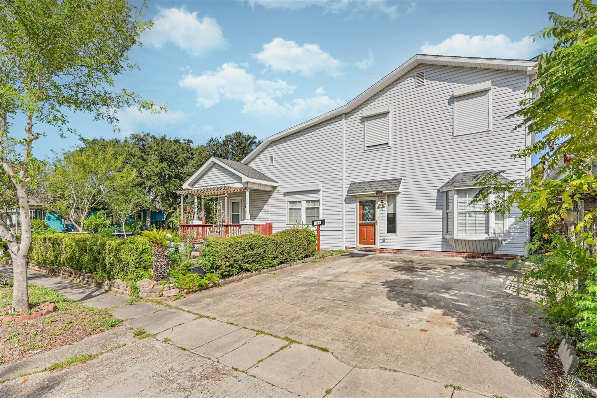 Avenue P, Galveston, TX 77551