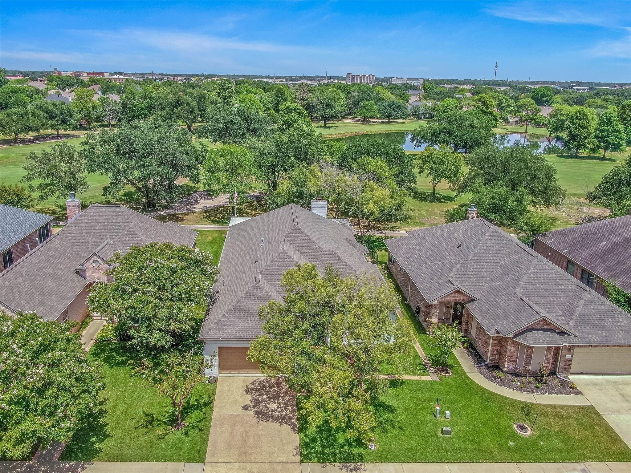 Broadmoor Dr, Bryan, TX 77802