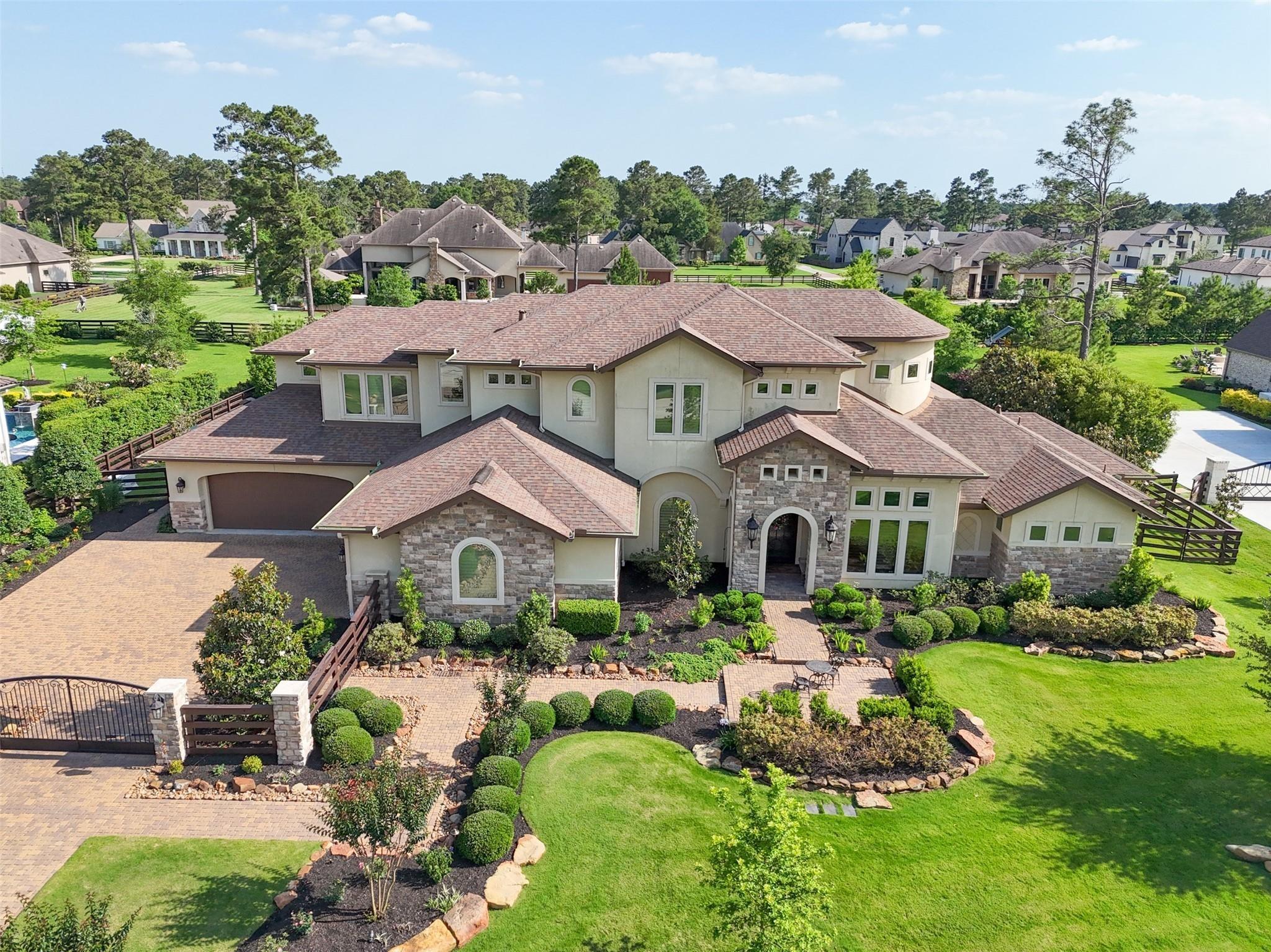 Rugged Lark Cir, Tomball, TX 77377