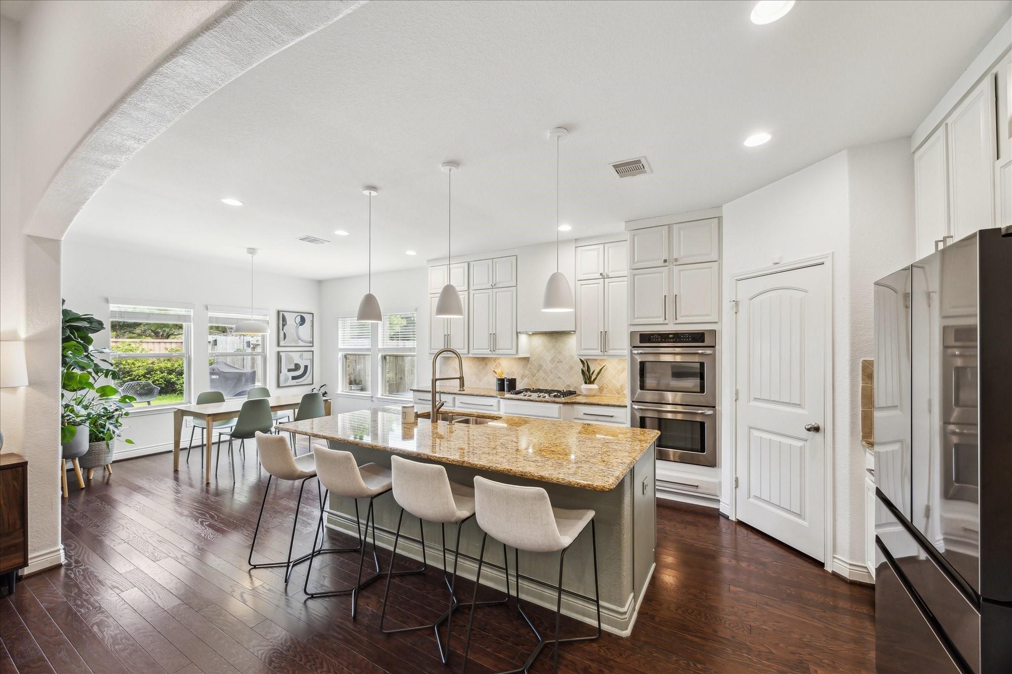 Emerald Valley Dr, Katy, TX 77494