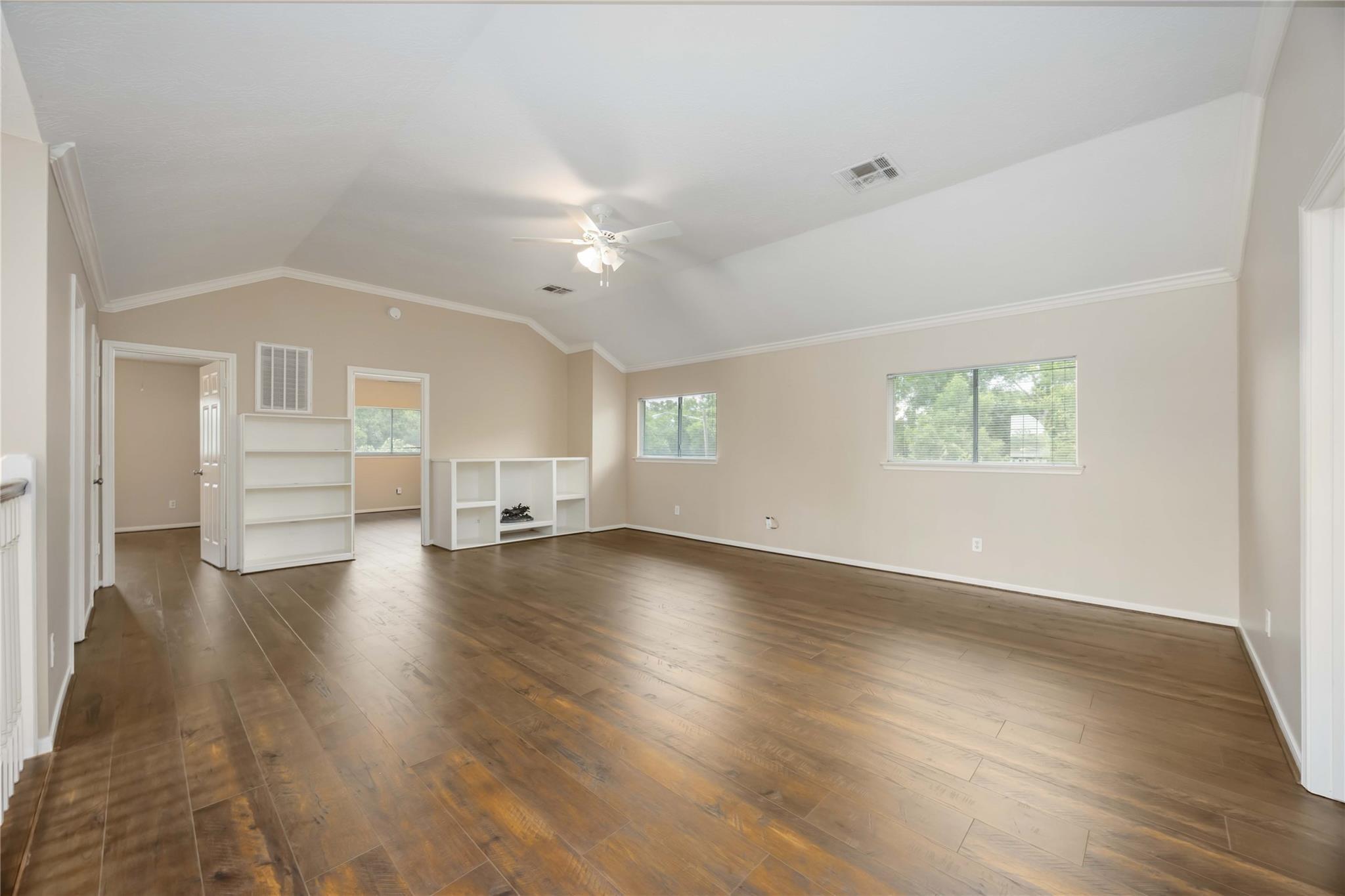 Appleblossom Ln, Friendswood, TX 77546